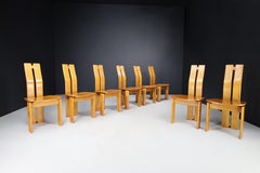 Conjunto de 8 sillas de comedor escultóricas de fresno, Francia, años 70