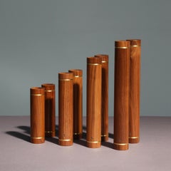 Ensemble de 8 haltères sculpturaux en noyer par Kenko Studio, Allemagne