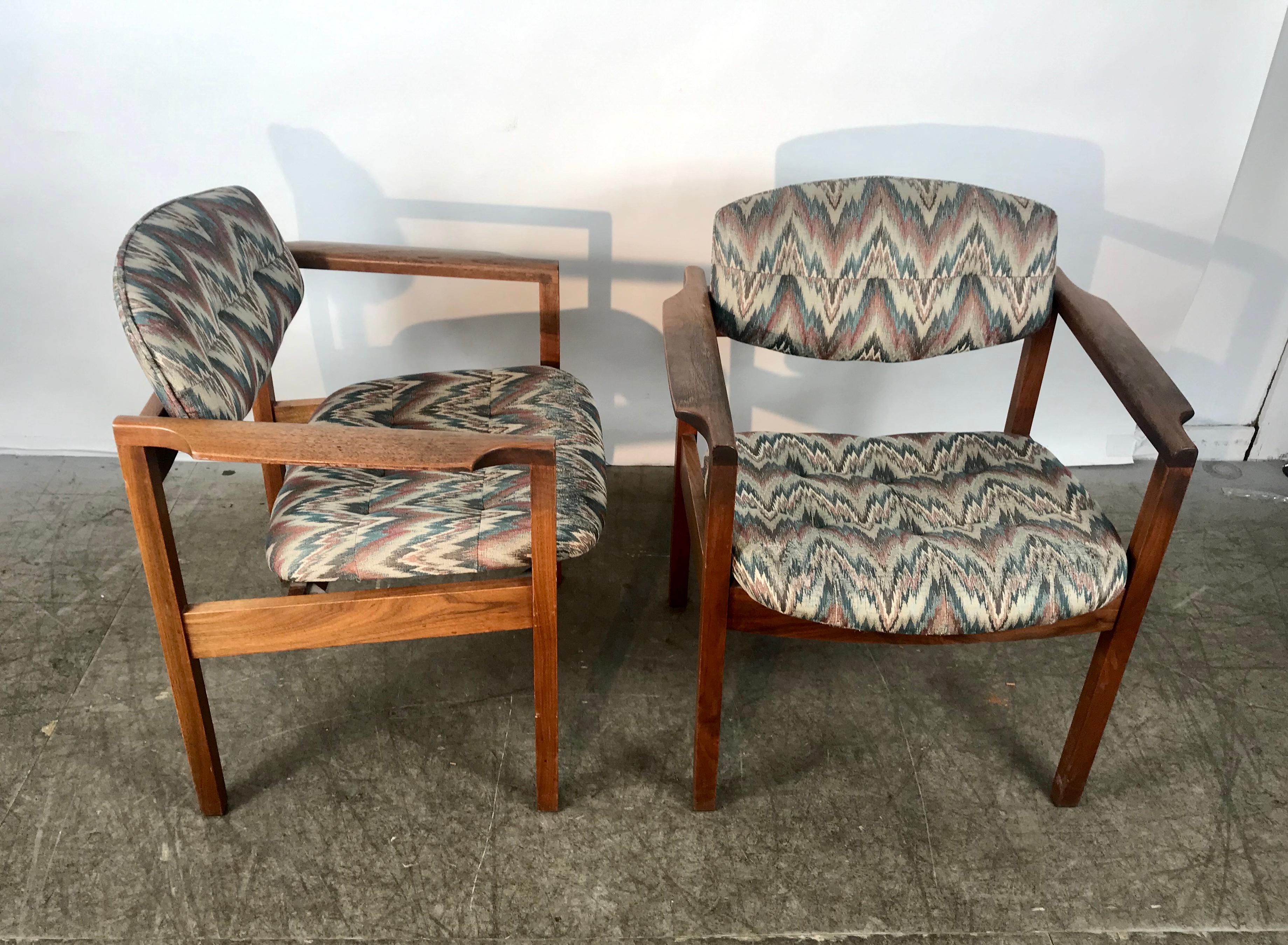 Fabric Set of 8 Sculptural Walnut Lounge Chairs, Modernist, Gunlock  For Sale