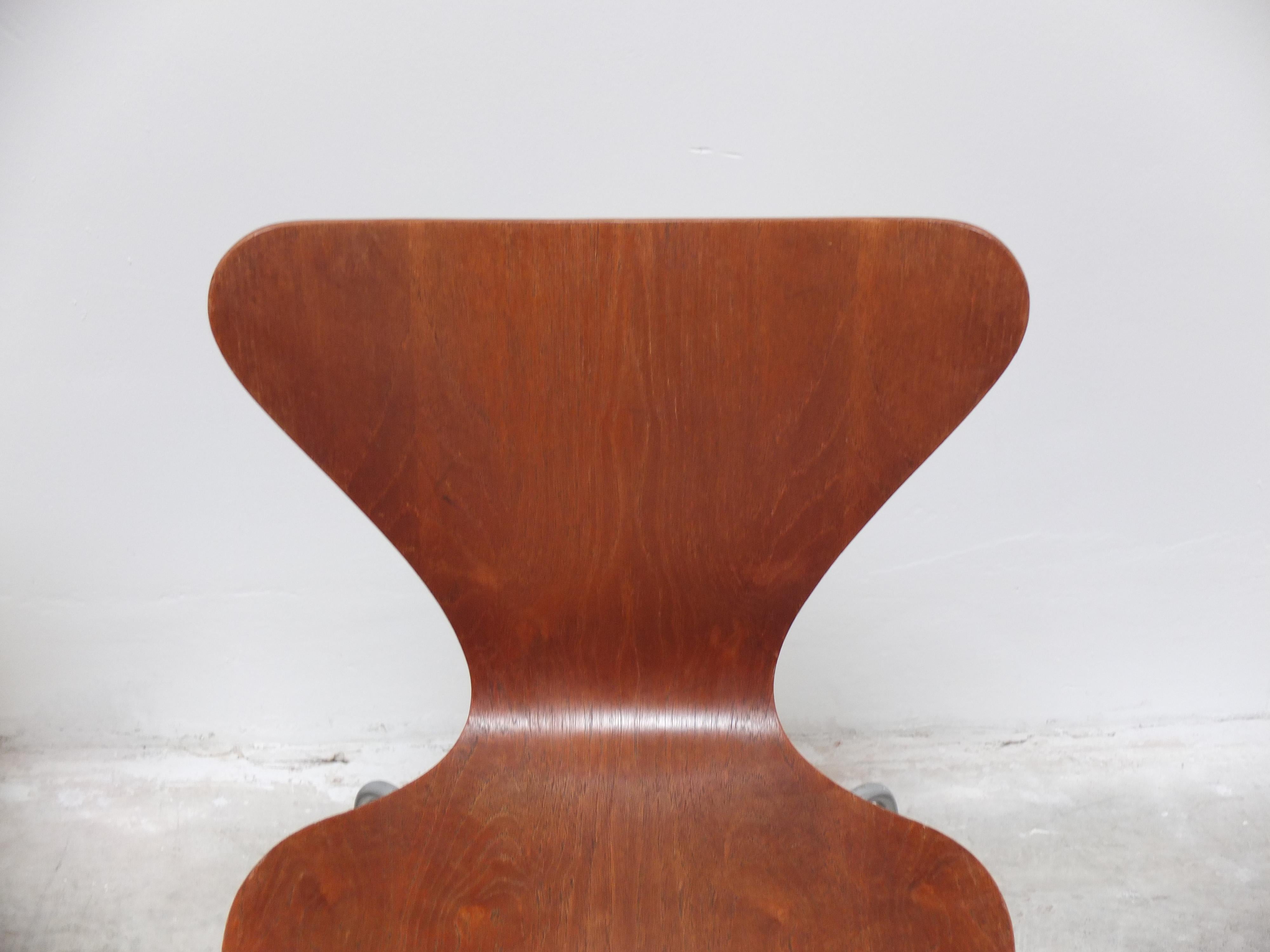 Set of 8 'Series 7' Chairs in Teak by Arne Jacobsen for Fritz Hansen, 1955 1