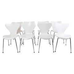 Set of 8 Seven Chairs, Model 3107, Designed by Arne Jacobsen