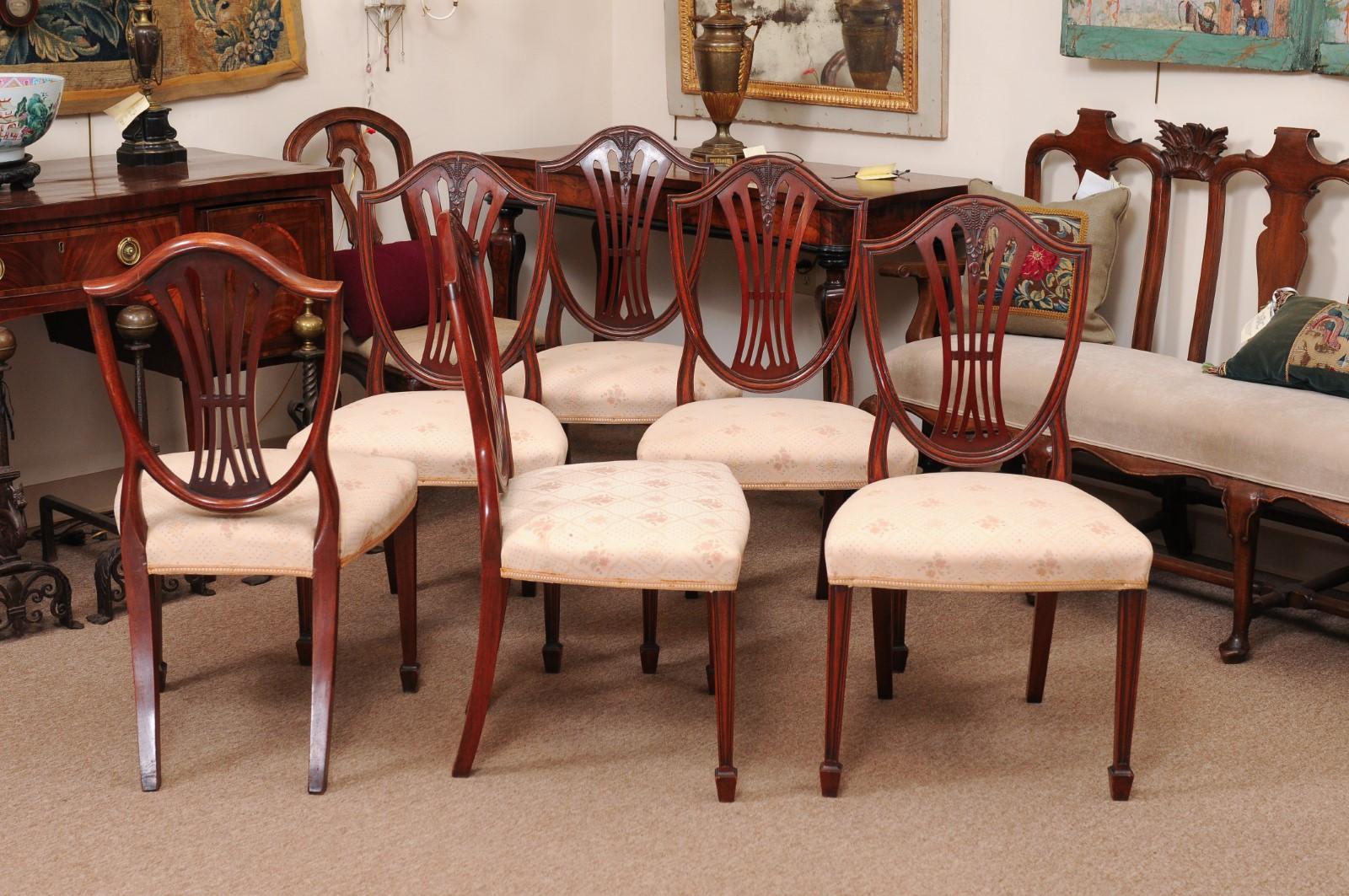 Set of 8 Sheraton Style Mahogany Shield Back Dining Chairs, Early 20th Century 9