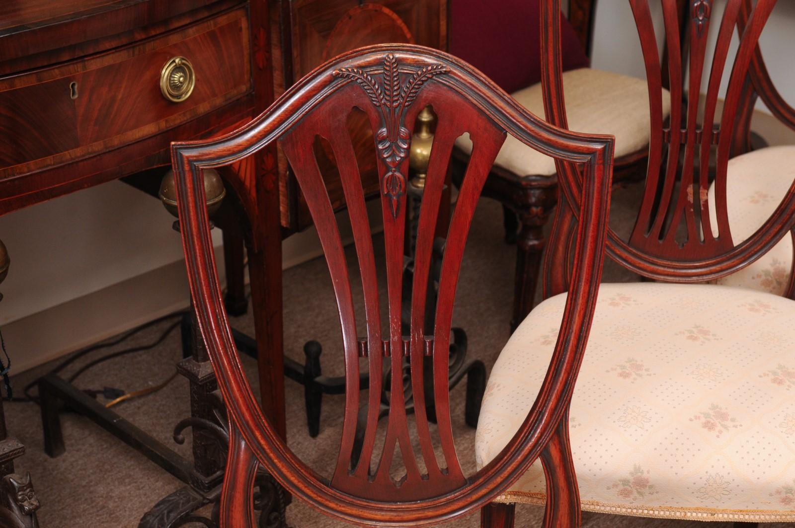 Set of 8 Sheraton Style Mahogany Shield Back Dining Chairs, Early 20th Century 13