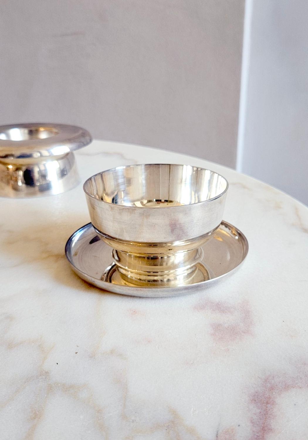 Mid-20th Century Set of 8 Silver Krupp Milano Gelato Bowls with base