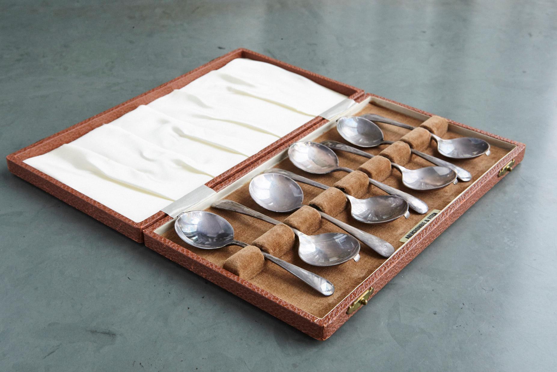 English Set of 8 Silver Plated Cafe Diable Spoons, Abercrombie & Fitch England, 1915s
