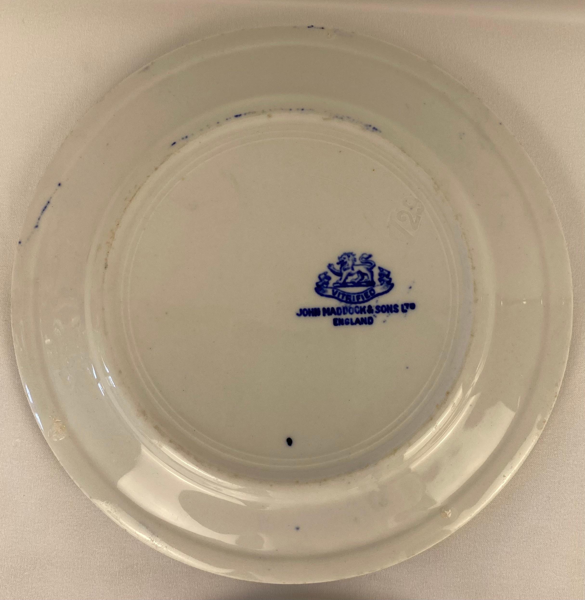 Set of 8 Small English Delft Antique Plates by John Maddock & Sons In Good Condition In Miami, FL