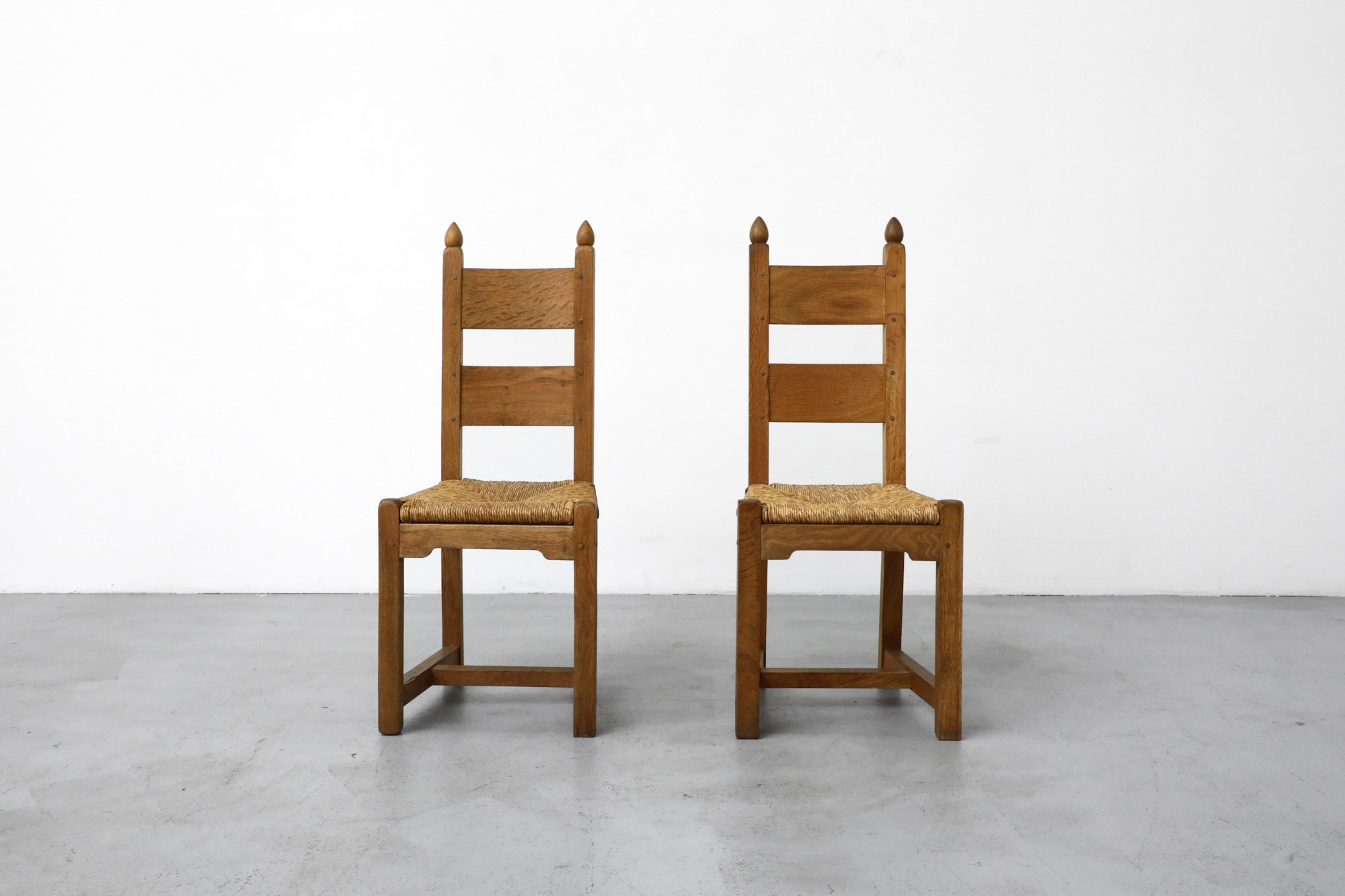 Set of 8 Solid Oak Quaker Style Dining Chairs with Rush Seats 5