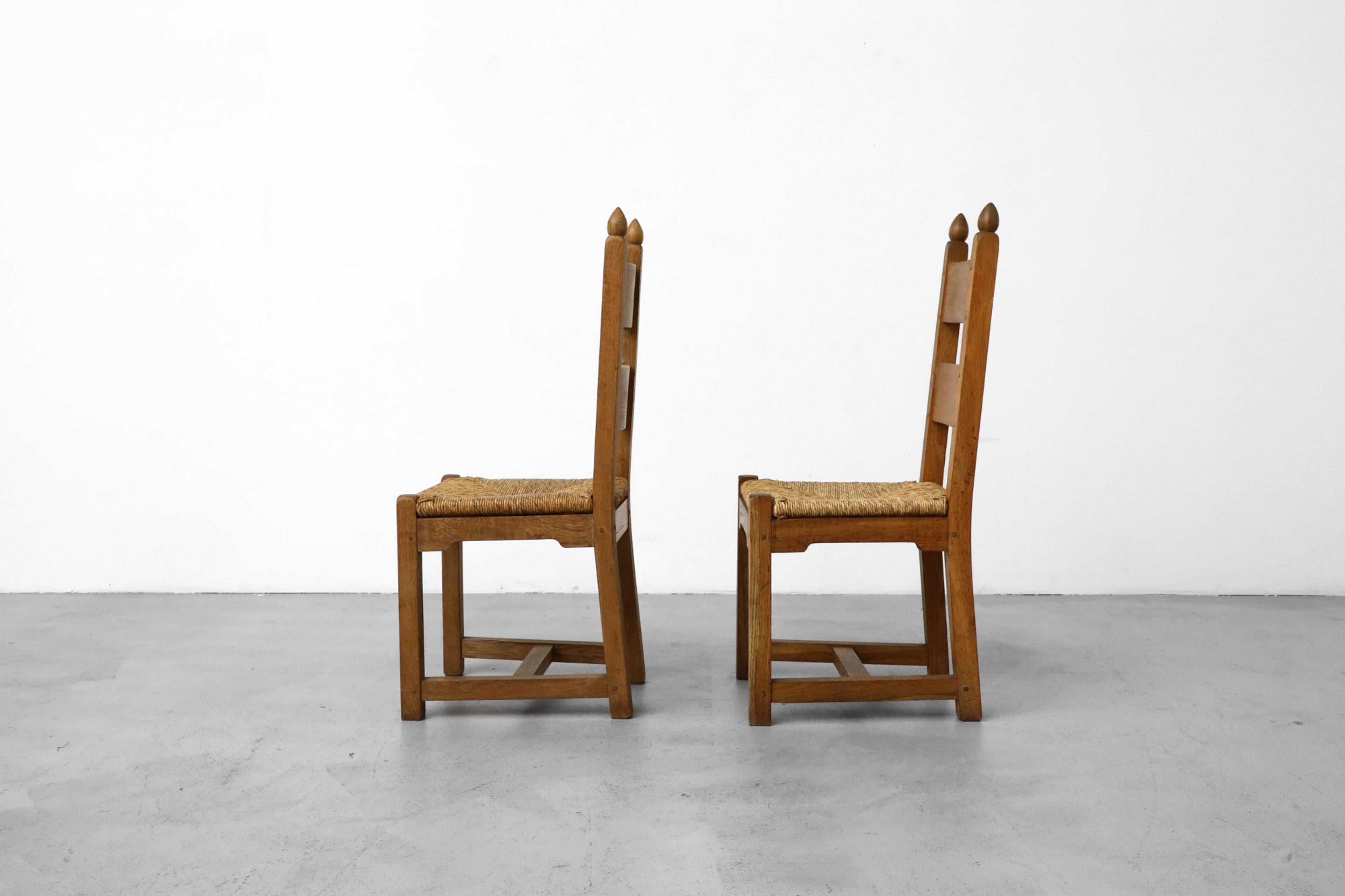 Set of 8 Solid Oak Quaker Style Dining Chairs with Rush Seats 7