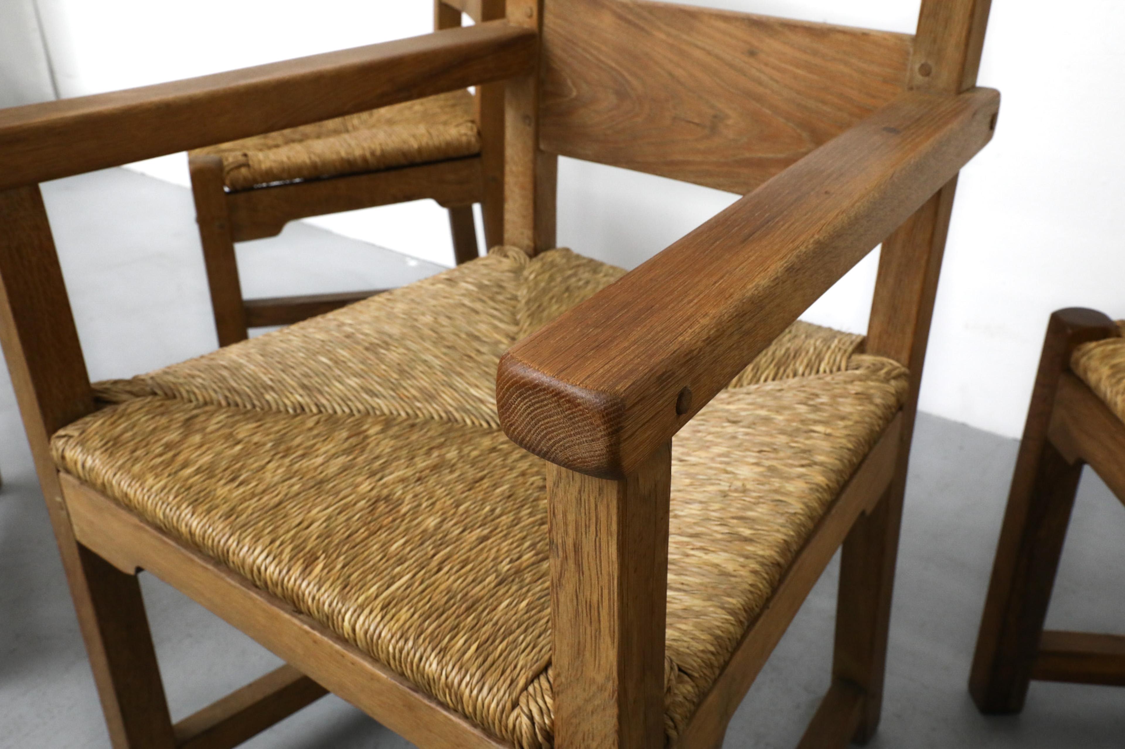 Set of 8 Solid Oak Quaker Style Dining Chairs with Rush Seats 11