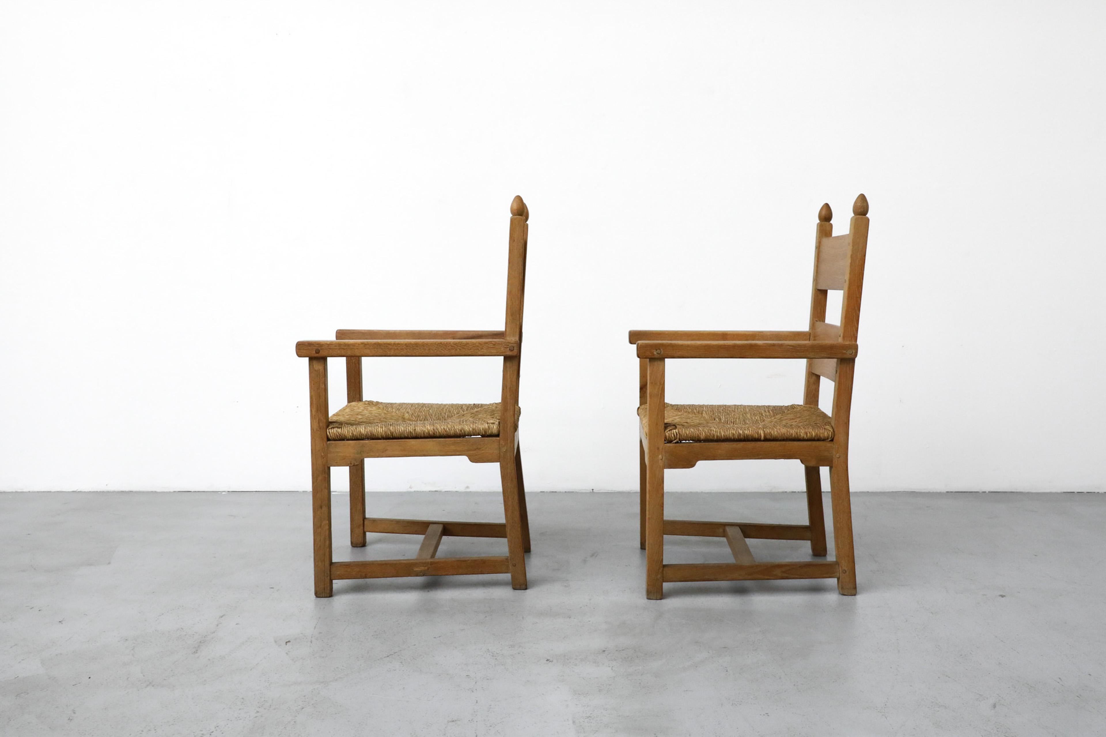 Set of 8 Solid Oak Quaker Style Dining Chairs with Rush Seats 2