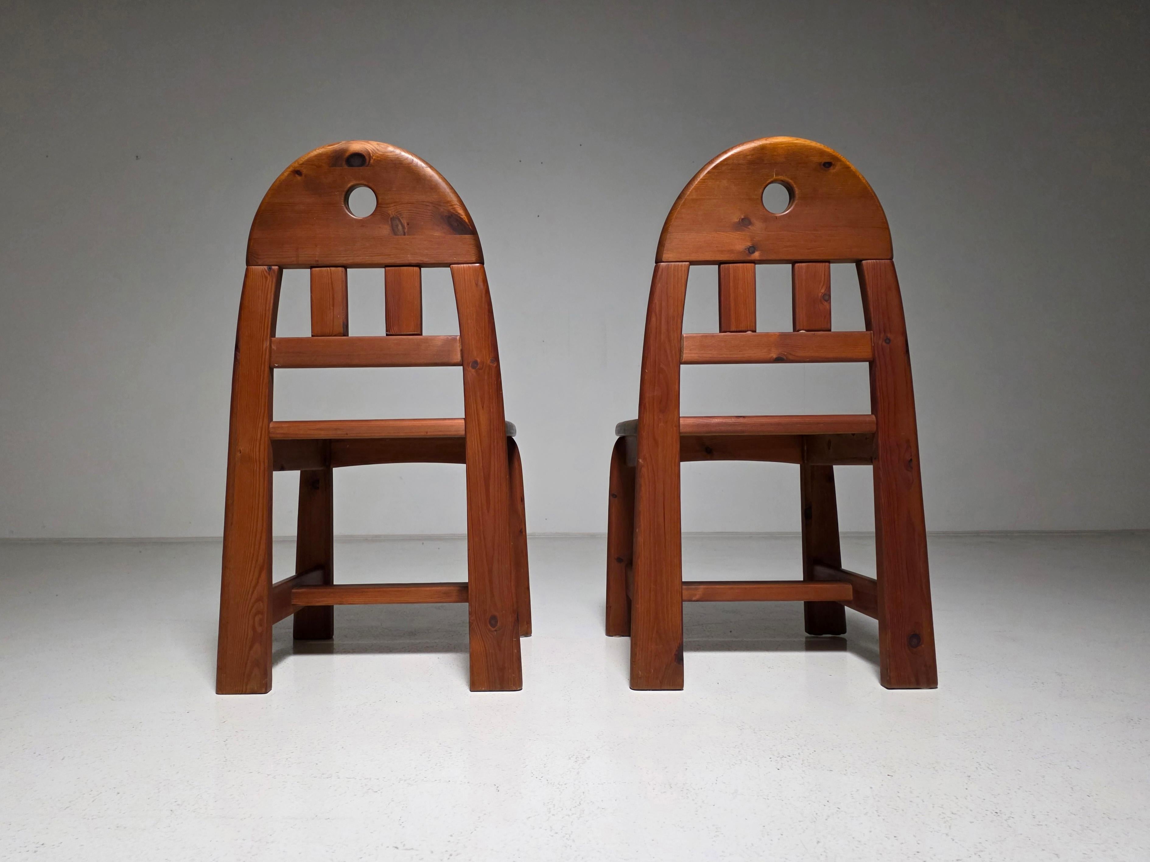 Set di 8 sedie da pranzo in legno di pino massiccio di Wasa Mobel Germania, anni '70 in vendita 17