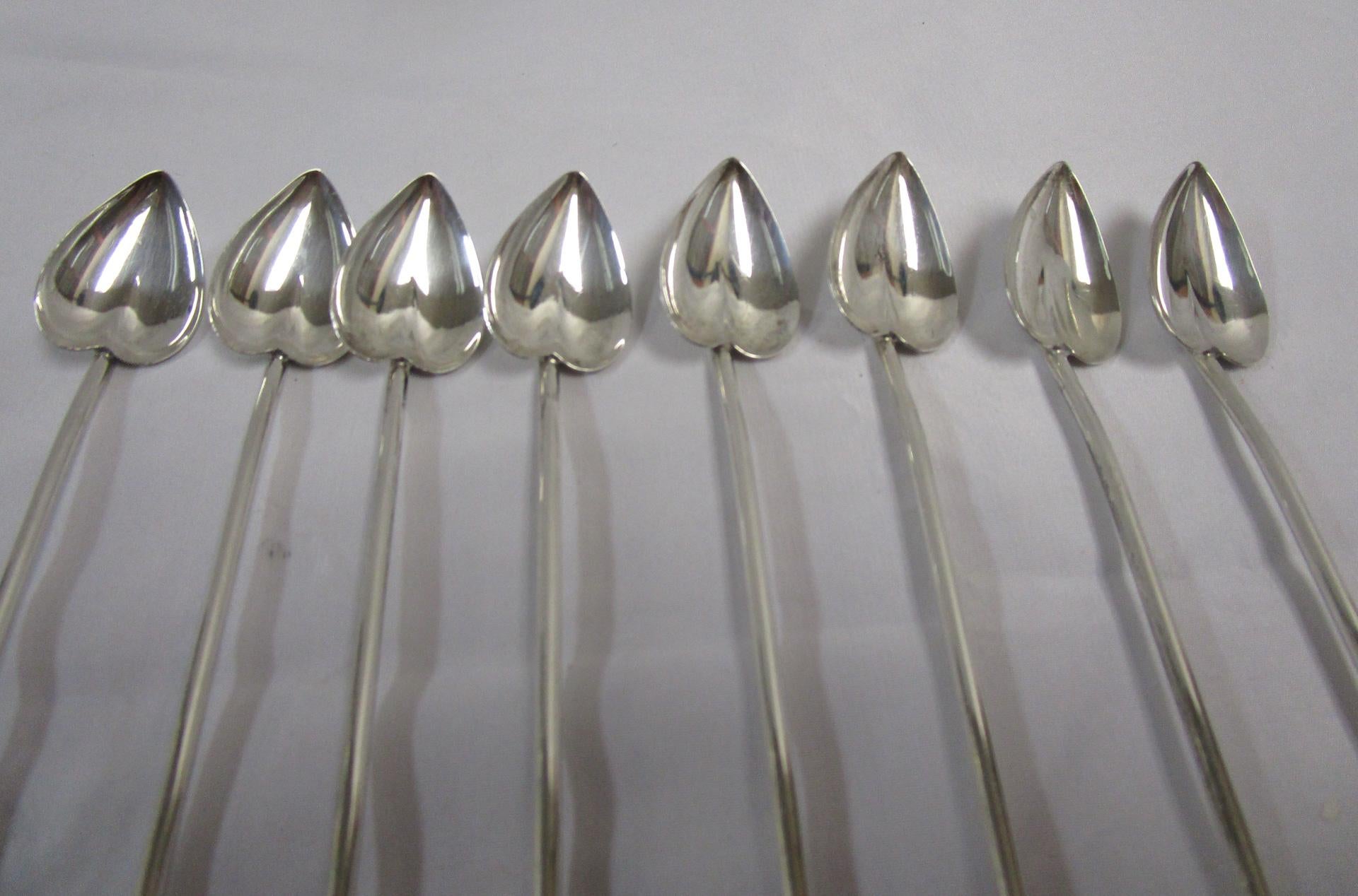 20th Century Set of 8 Sterling Silver Mint Julep Iced Tea Straw Spoons with Heart Shape Bowls