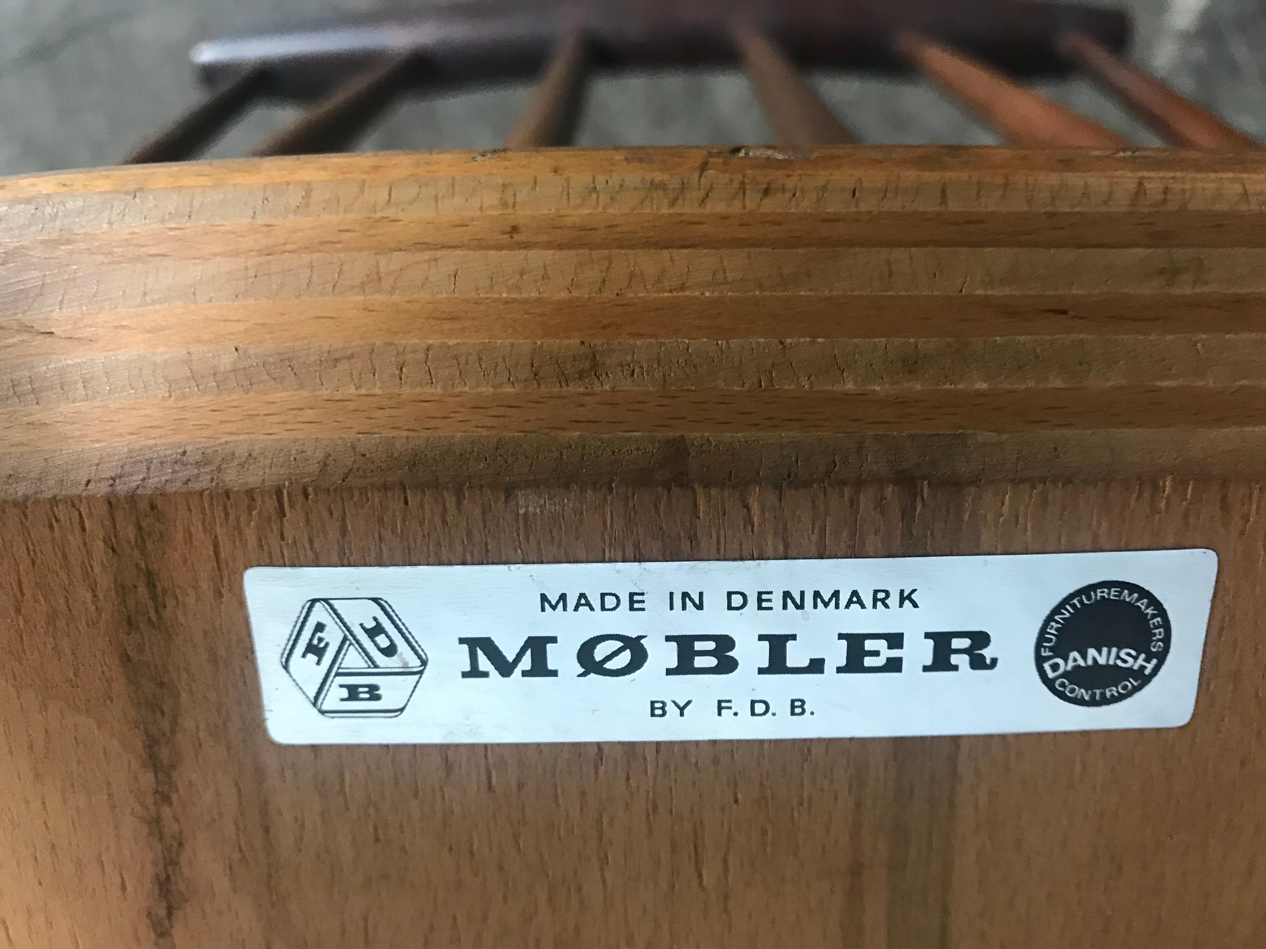 Teak Set of 8 Stick Chairs Denmark, Mobler J77, Folke Palsson for FDB Mobler
