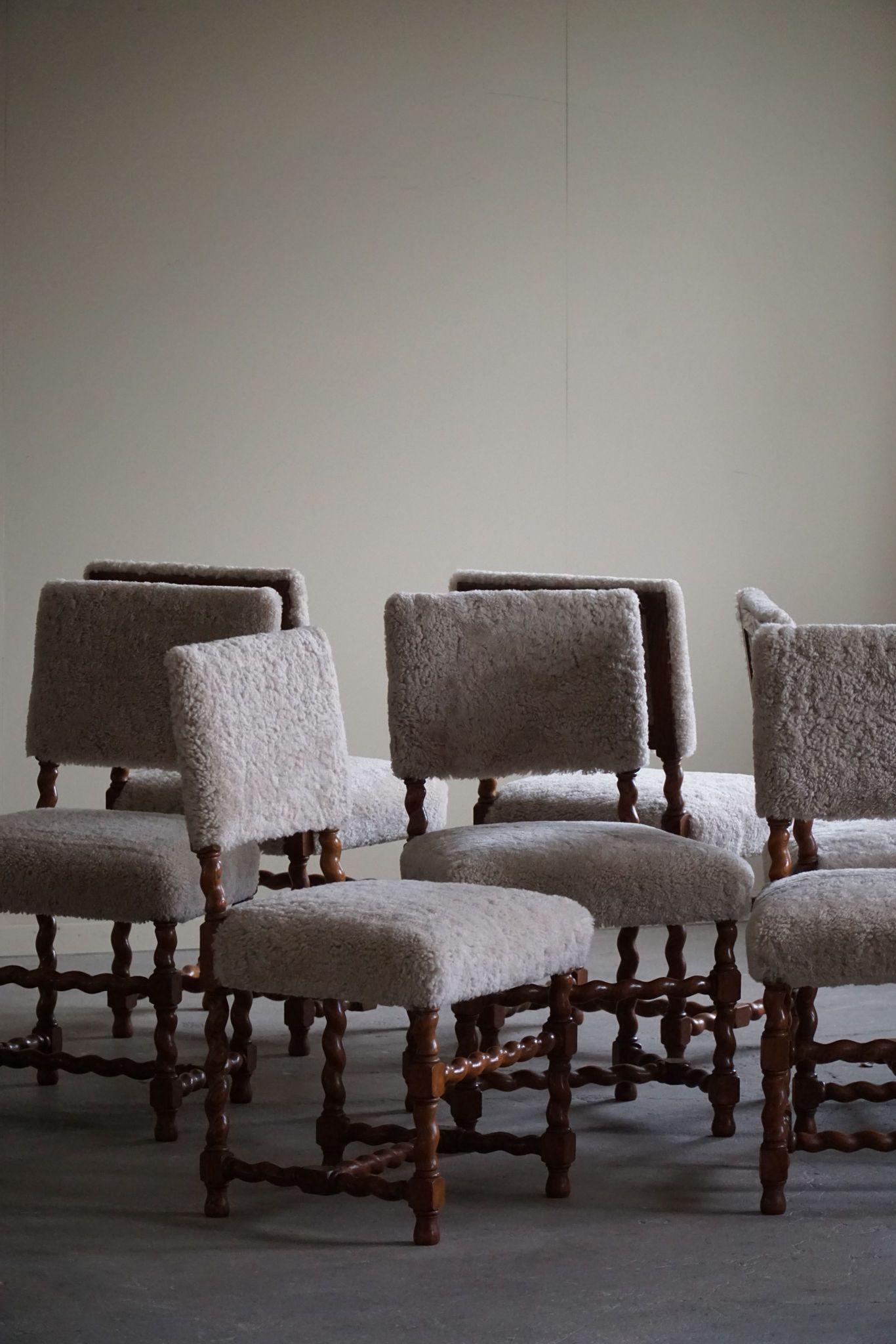 Set of 8 Swedish Baroque Style Dining Chairs, Reupholstered in Lambswool, 1920s 4