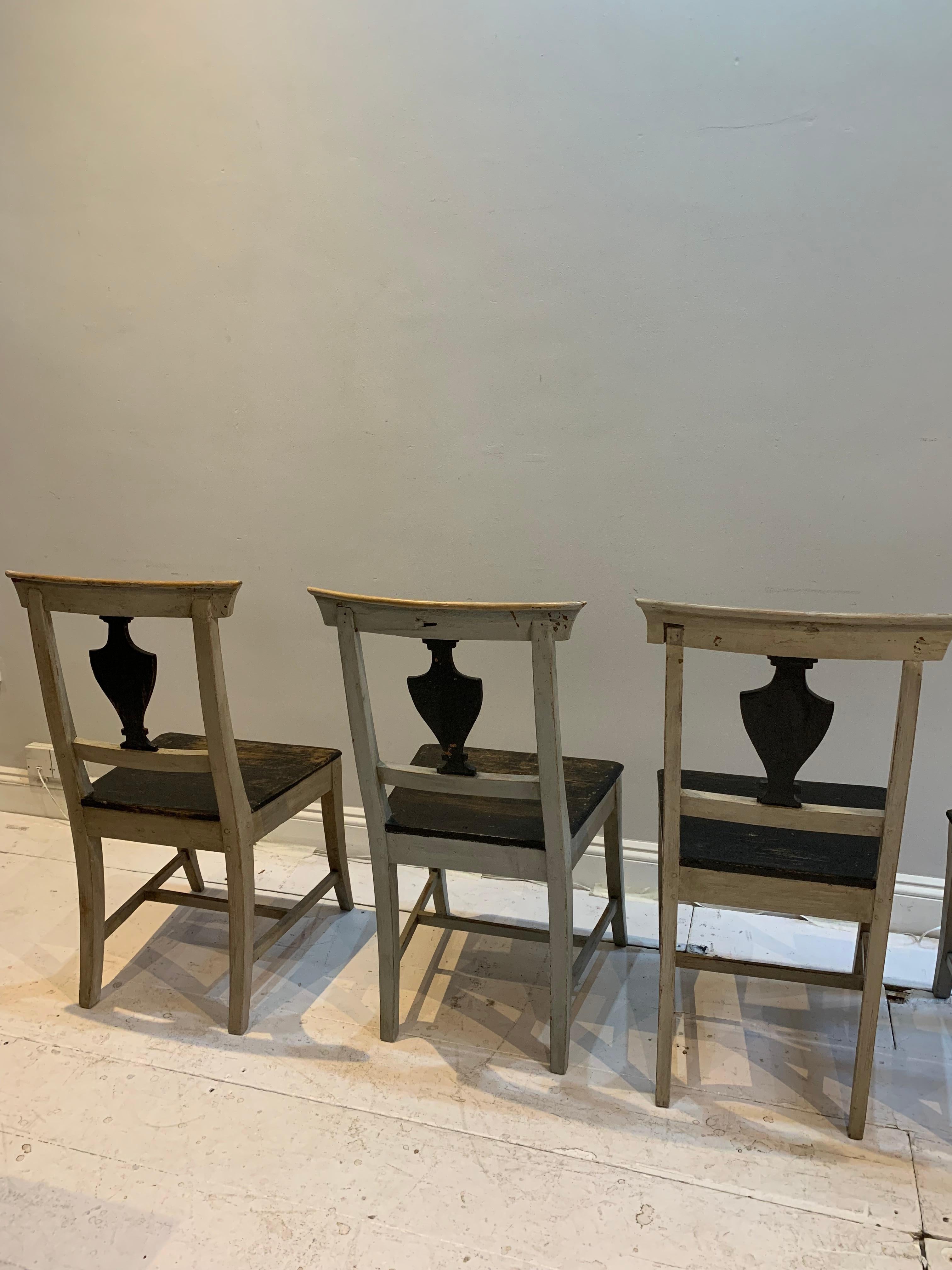 Set of 8 Swedish Mid 19th Century Dining Chairs with Decorative Urn Detail  9