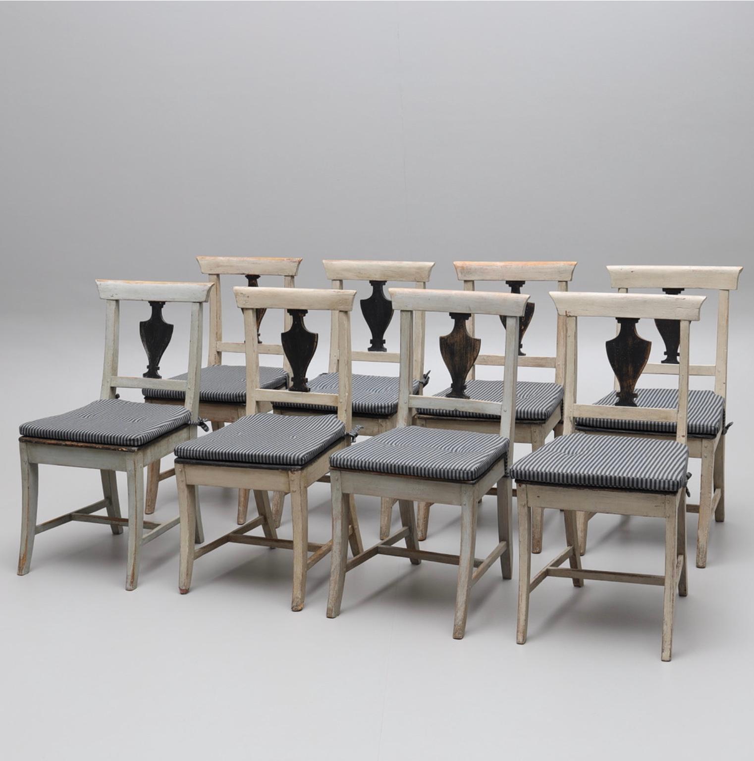 Painted Set of 8 Swedish Mid 19th Century Dining Chairs with Decorative Urn Detail 