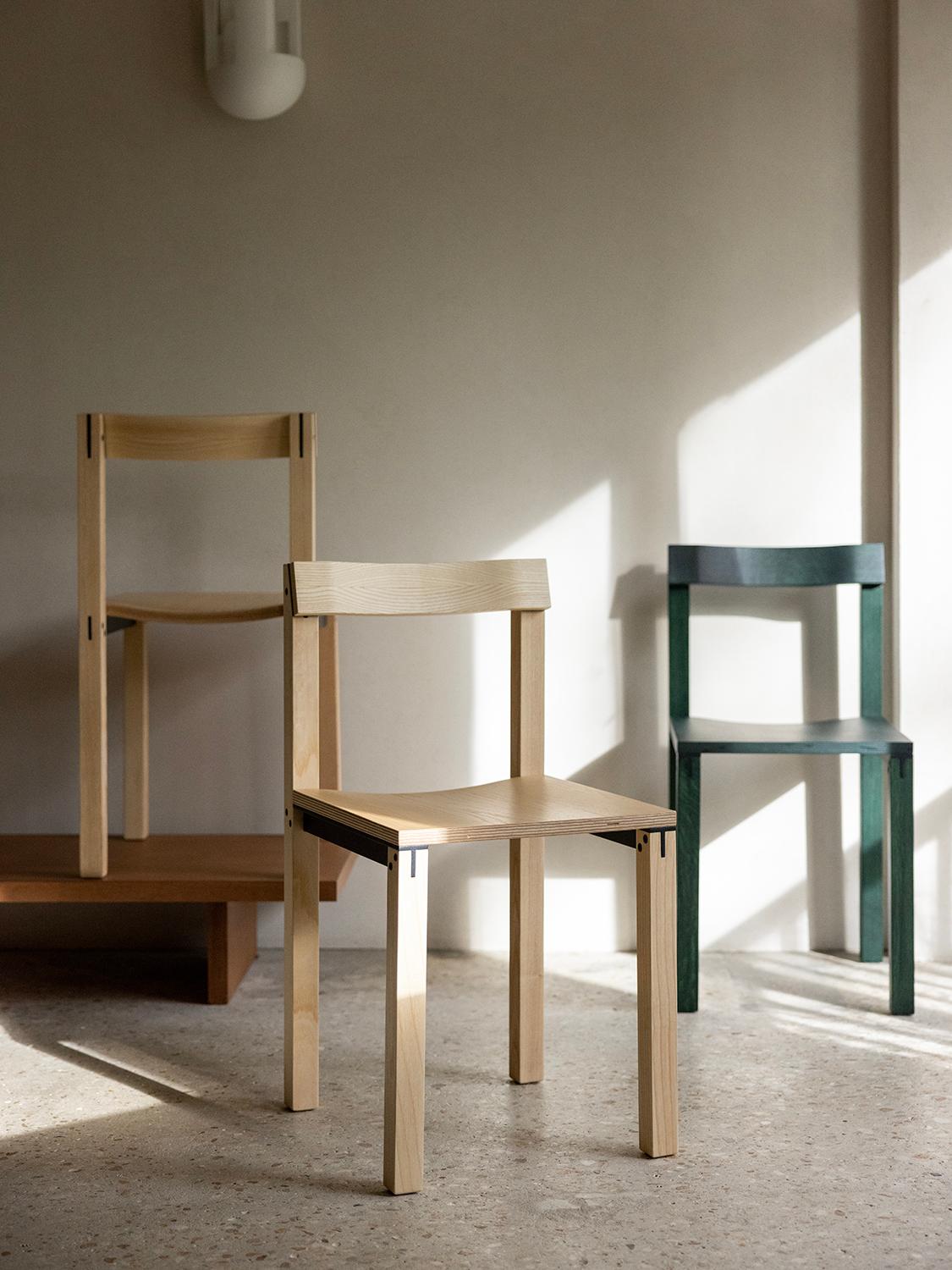 Français Ensemble de 8 chaises Tal Ash par Kann Design en vente
