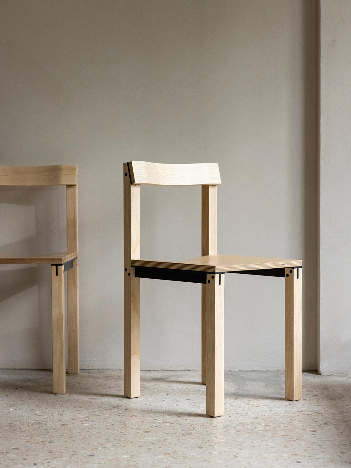 Ensemble de 8 chaises Tal Ash par Kann Design Neuf - En vente à Geneve, CH
