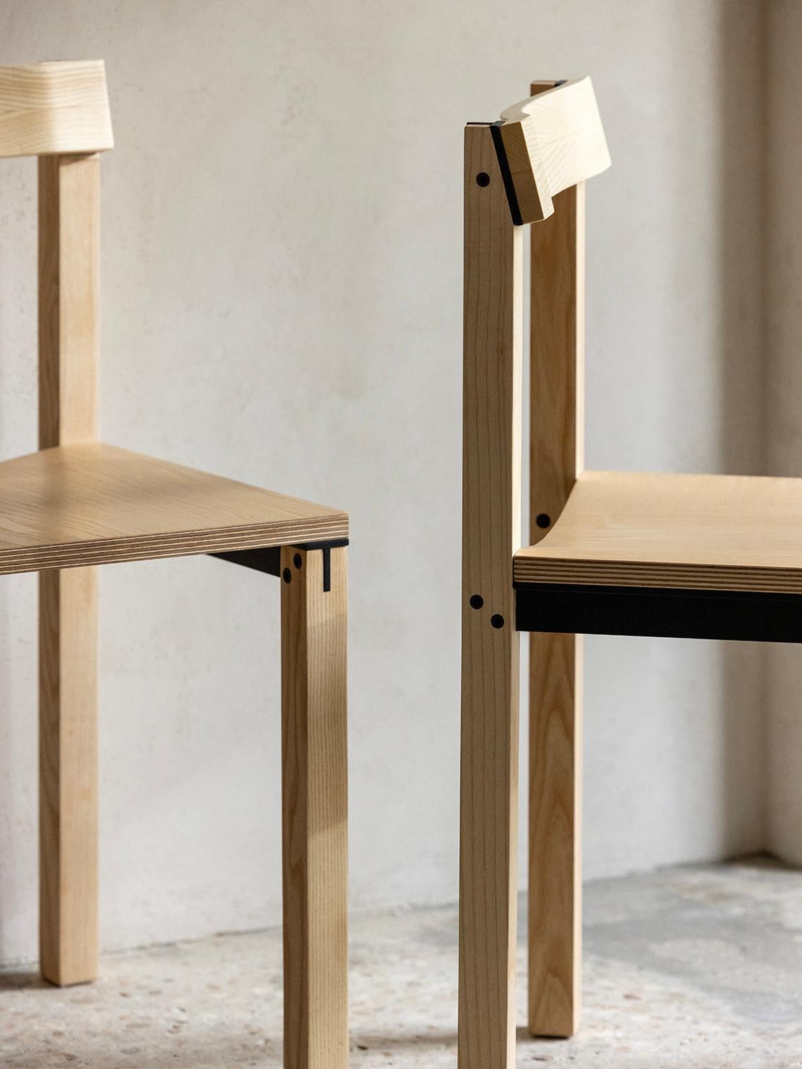 Frêne Ensemble de 8 chaises Tal Ash par Kann Design en vente