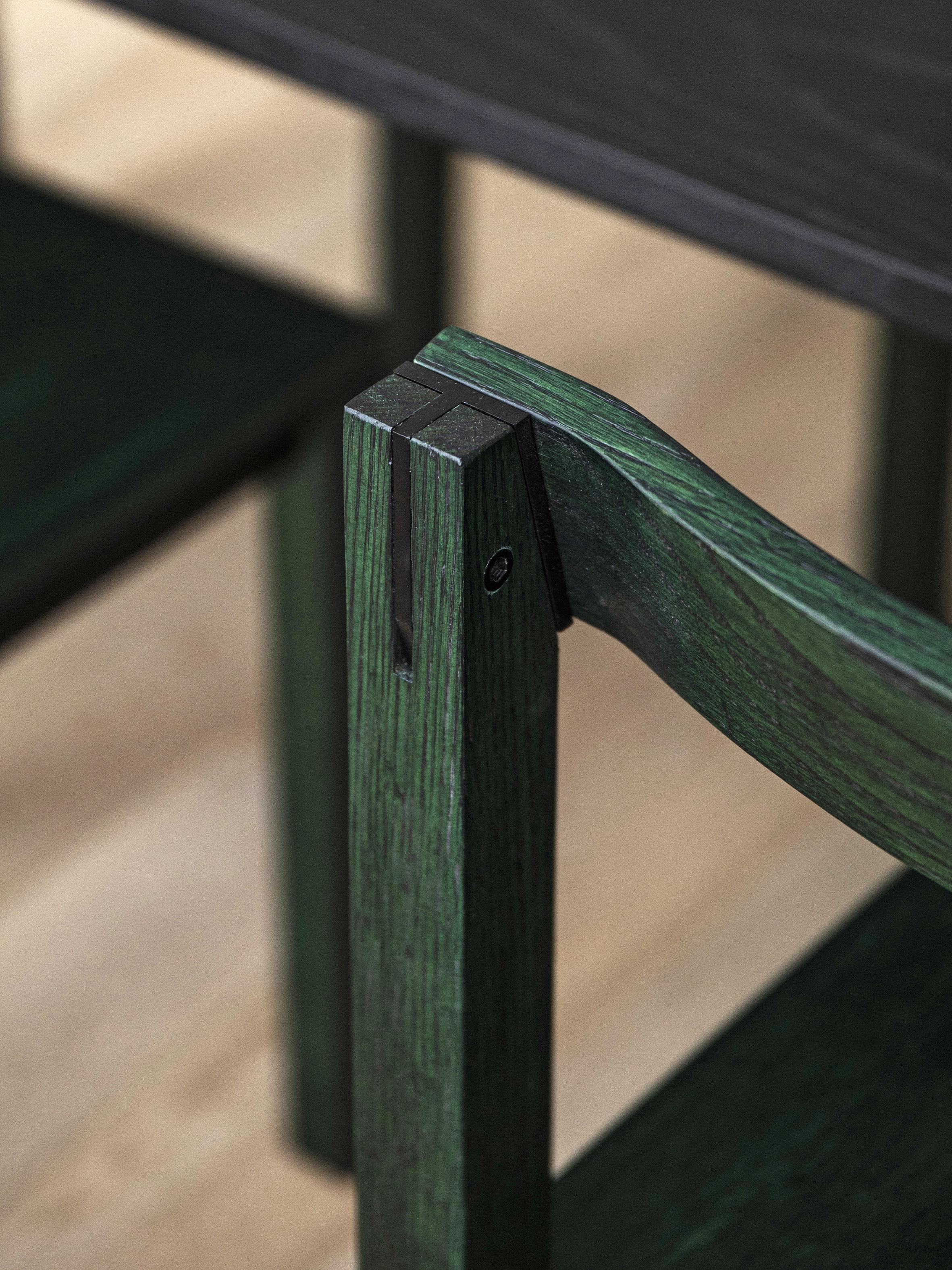 Satz von 8 Stühlen aus Talgrüner Eiche von Kann Design im Angebot 3