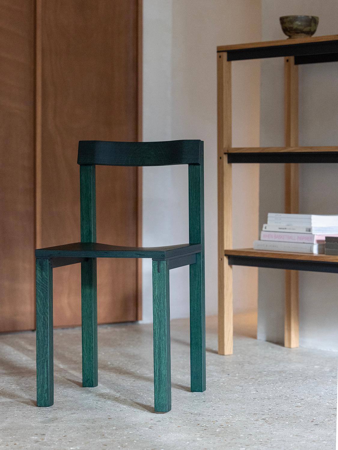 Satz von 8 Stühlen aus Talgrüner Eiche von Kann Design im Angebot 9