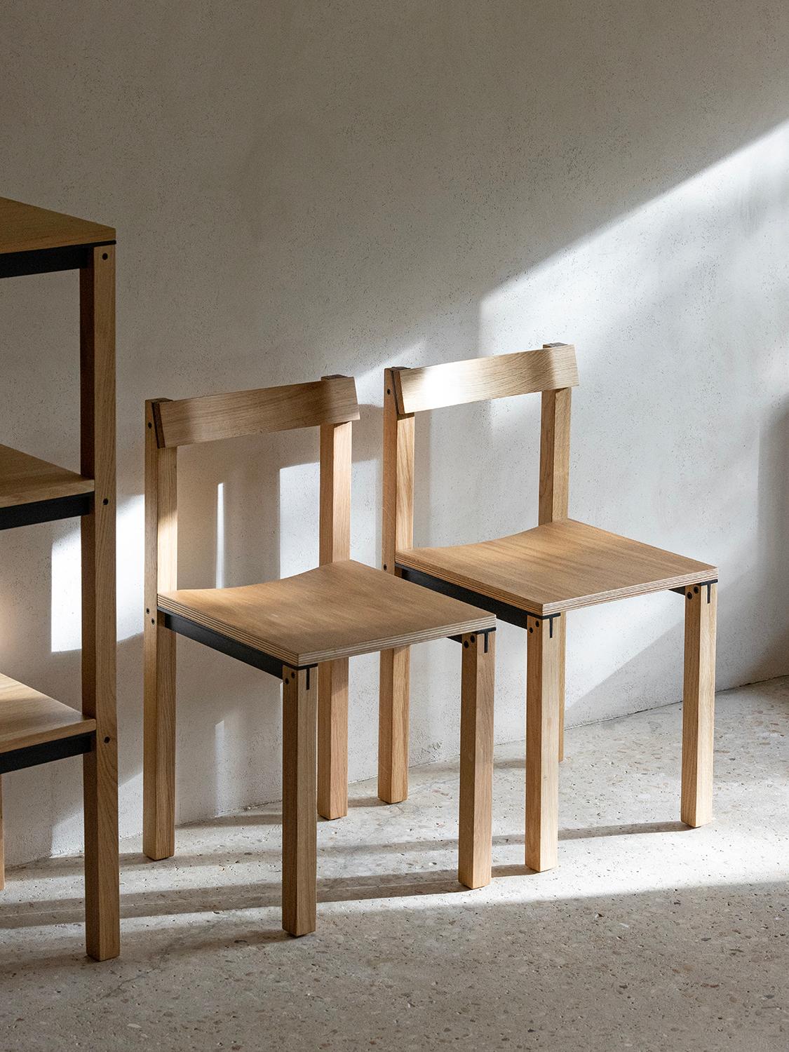Post-Modern Set of 8 Tal Oak Chairs by Kann Design For Sale
