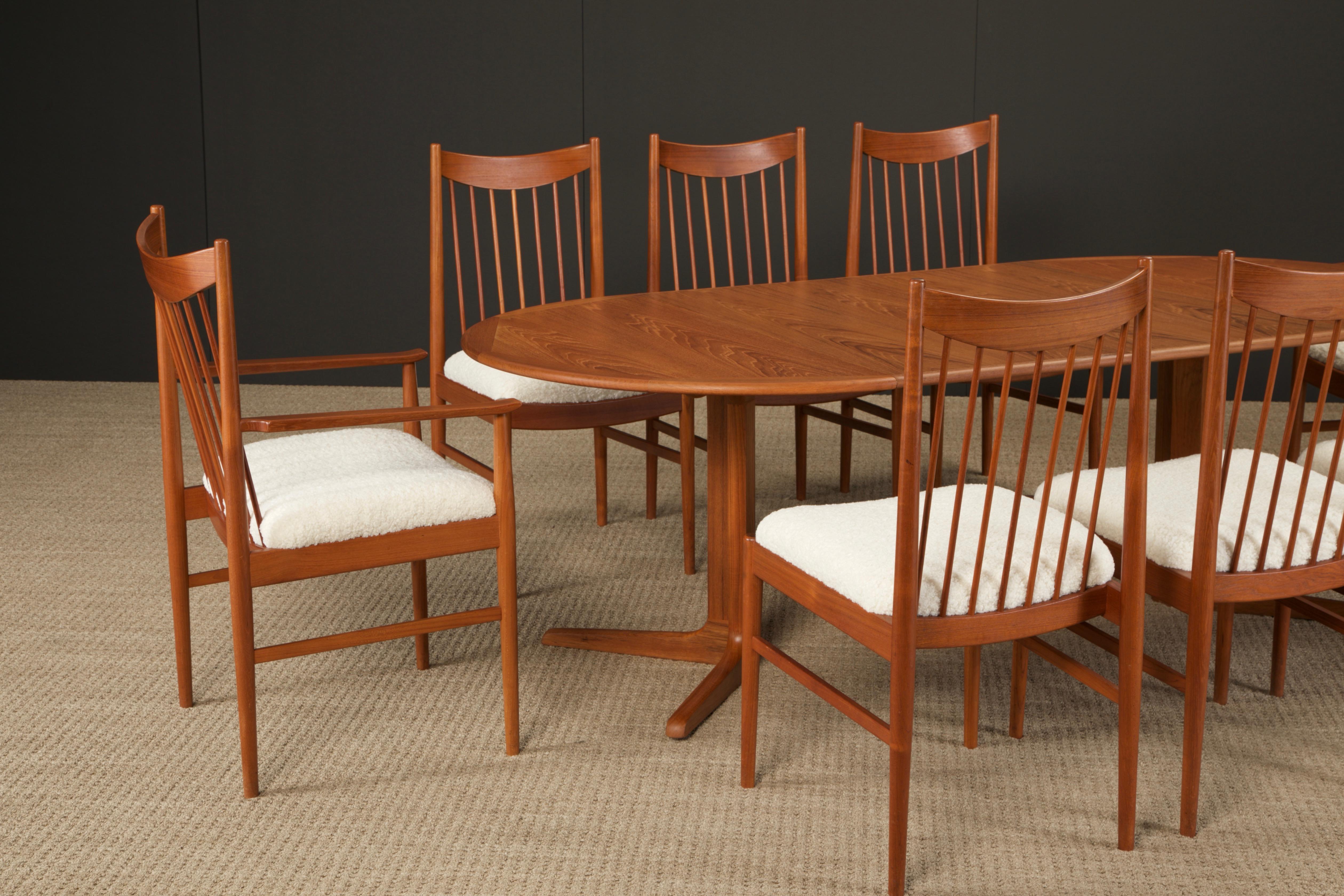Ensemble de 8 chaises de salle à manger en teck et bouclé par Arne Vodder pour Sibast, années 1960, Signé en vente 11