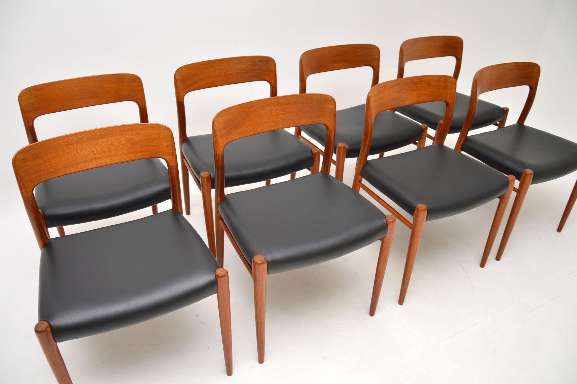 Mid-Century Modern Set of 8 Teak and Leather Model 75 Dining Chairs by Niels Moller