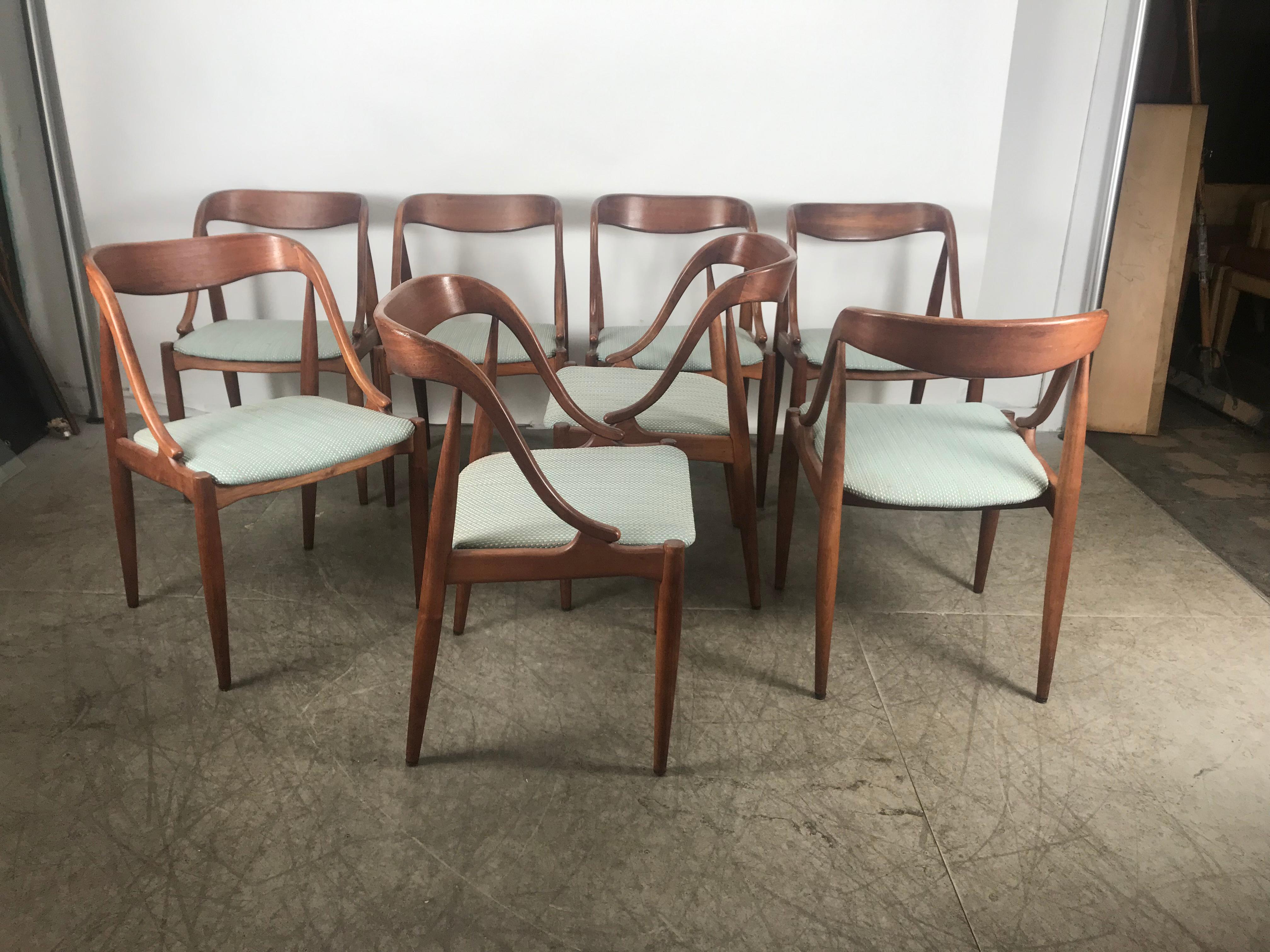 20th Century Set of 8 Teak Dining Chairs by Johannes Andersen for Moreddi, Denmark