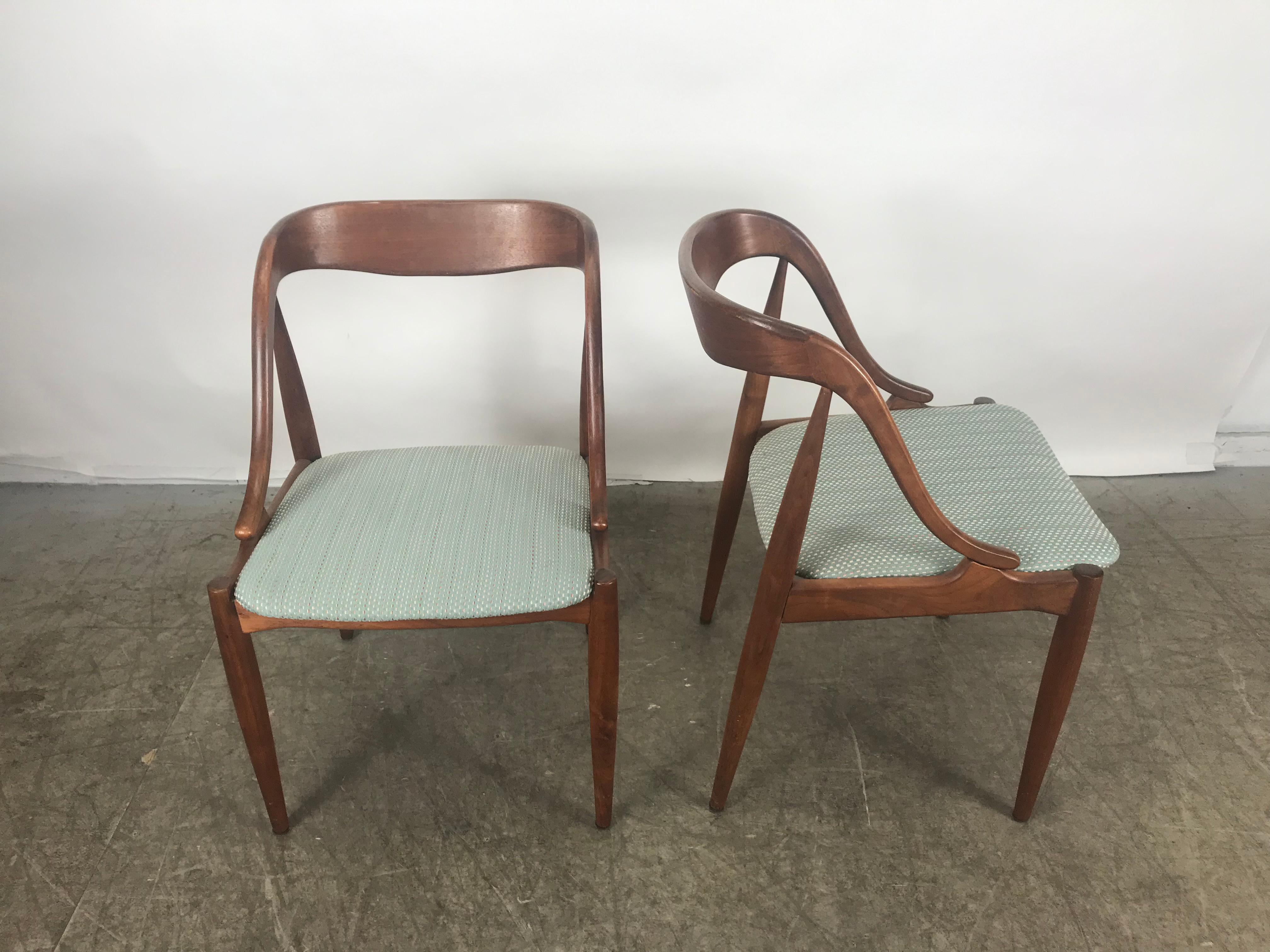 Set of 8 Teak Dining Chairs by Johannes Andersen for Moreddi, Denmark 2