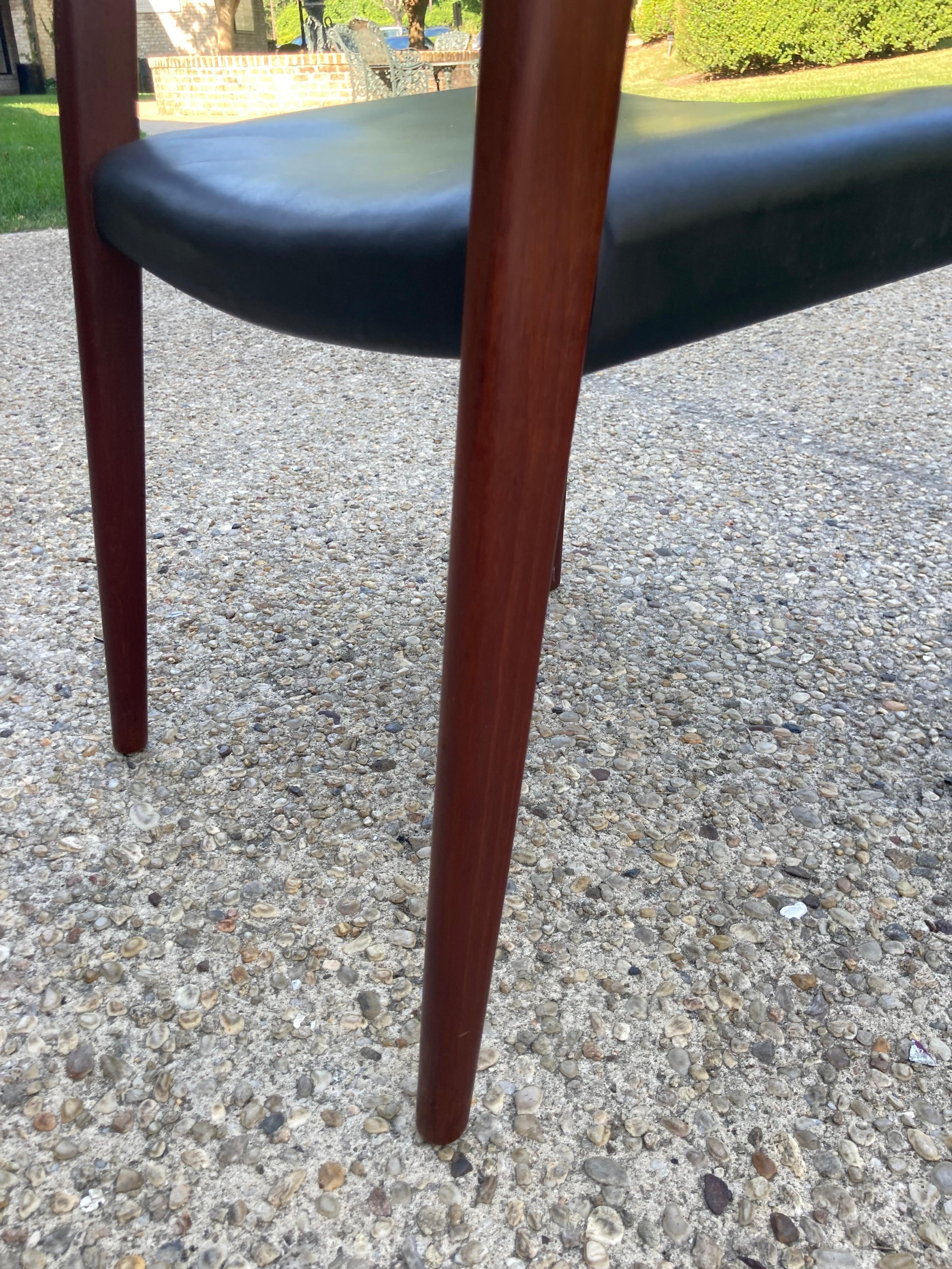 Set of 8 Teak Niels Moller Dining Chairs For Sale 3