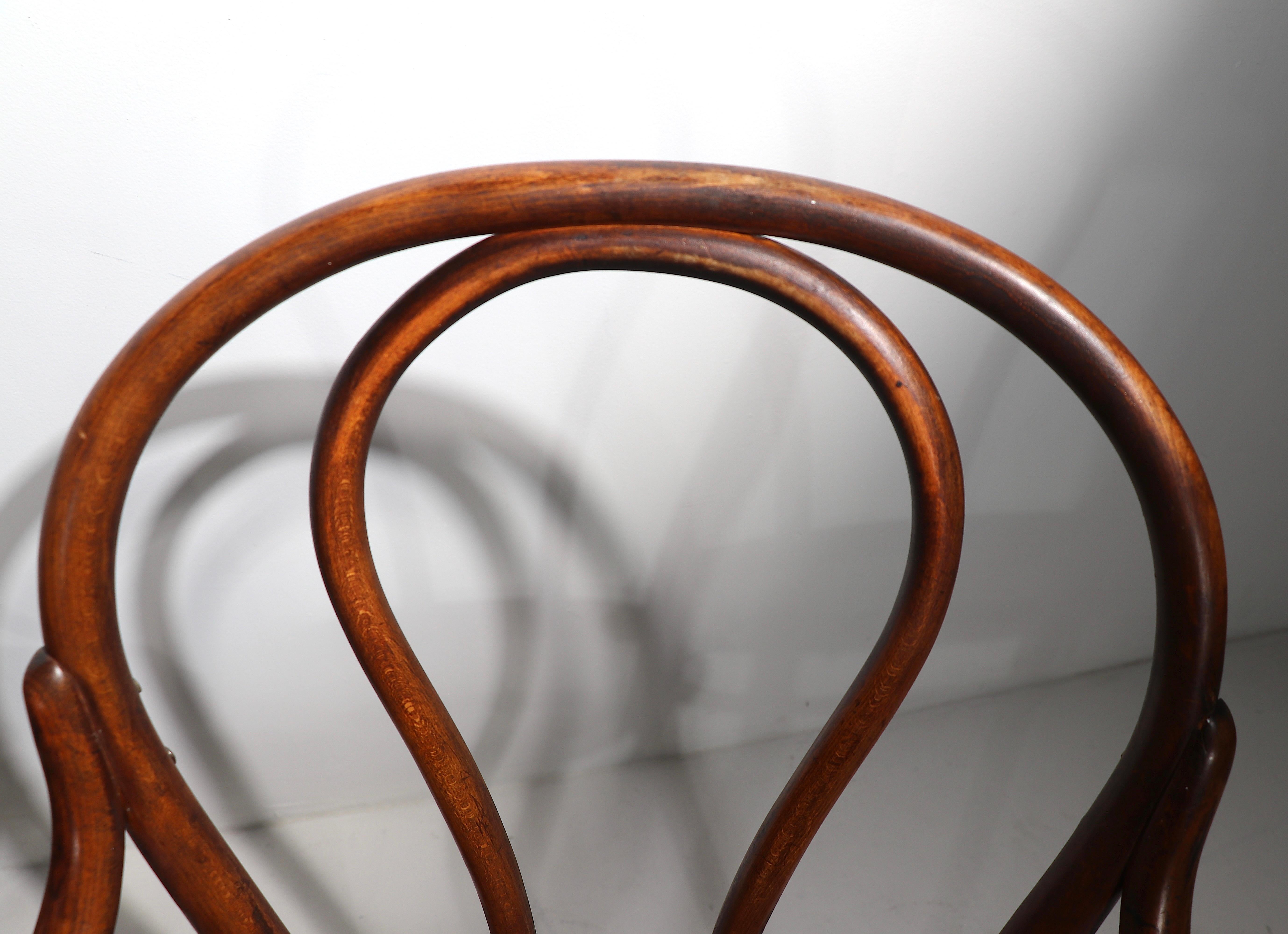 Set of 8 Thonet Bentwood Dining Chairs ca. 1900- 1920's In Good Condition In New York, NY