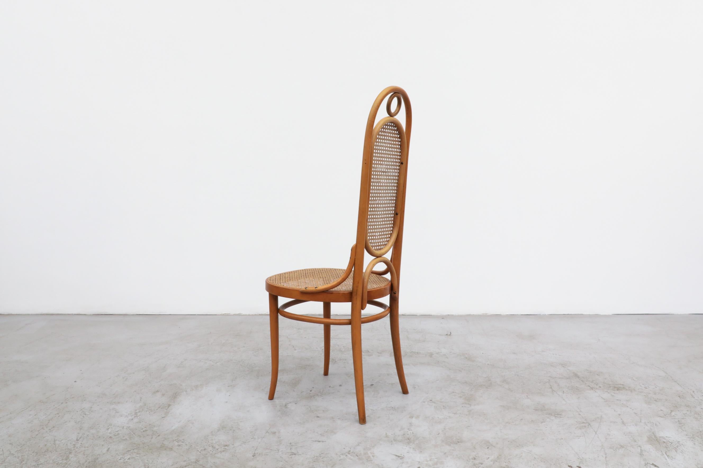 Set of 8 Thonet N.17 High Back Bentwood Chairs In Good Condition In Los Angeles, CA