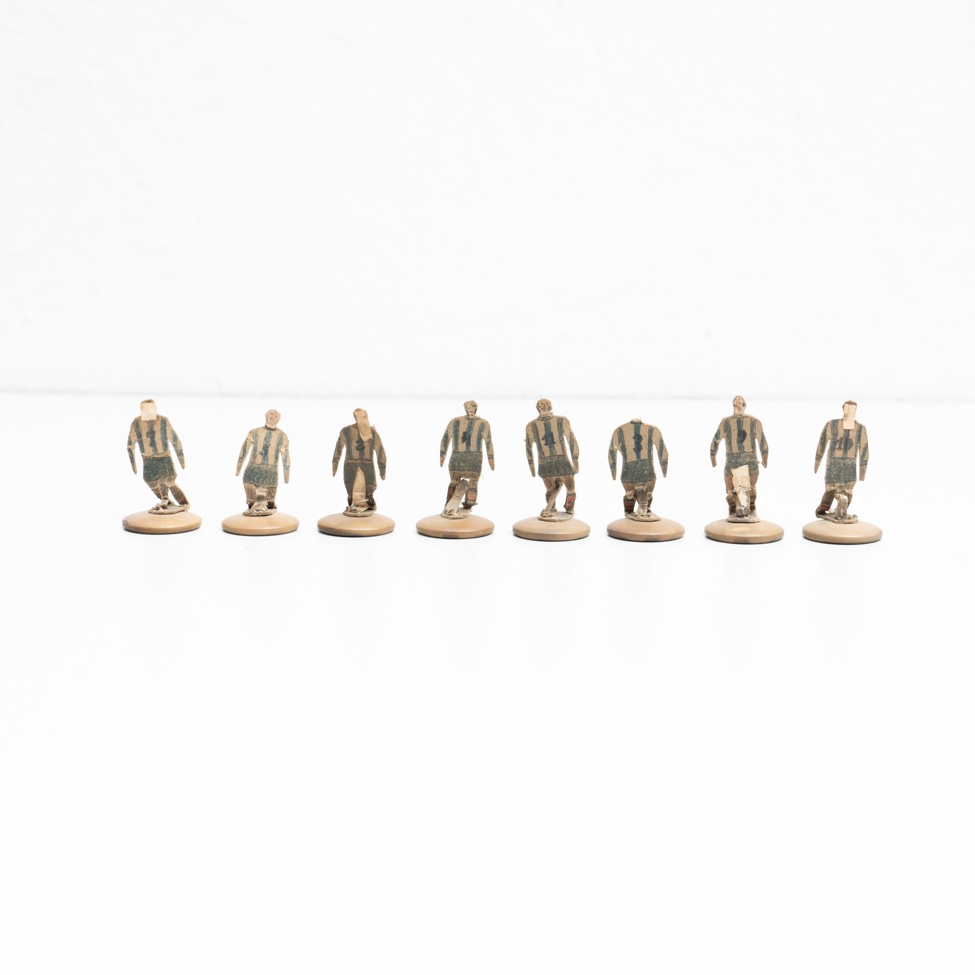 Set of 8 Traditional Antique Button Soccer Game Figures, circa 1950 In Good Condition For Sale In Barcelona, ES