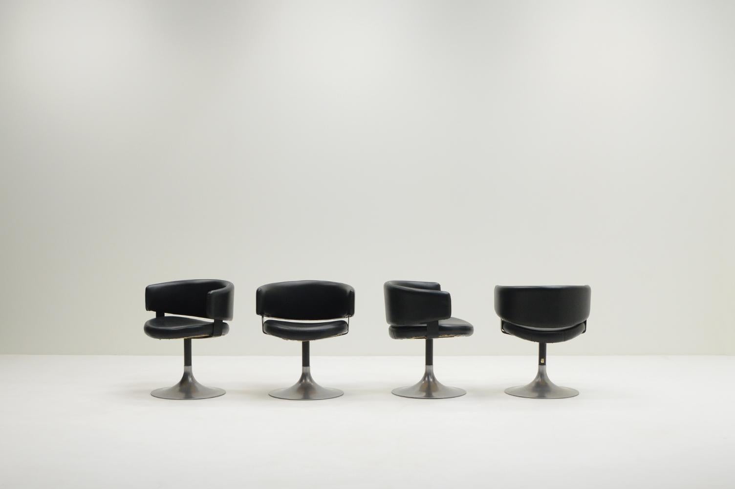 Mid-Century Modern Set of 8 tulip chairs by Pizzi arredamenti, 1970s Italy.