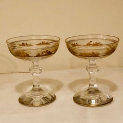 Set of 8 Val Saint Lambert Champagne Coupes Decorated with Cameo Cut of Cherubs