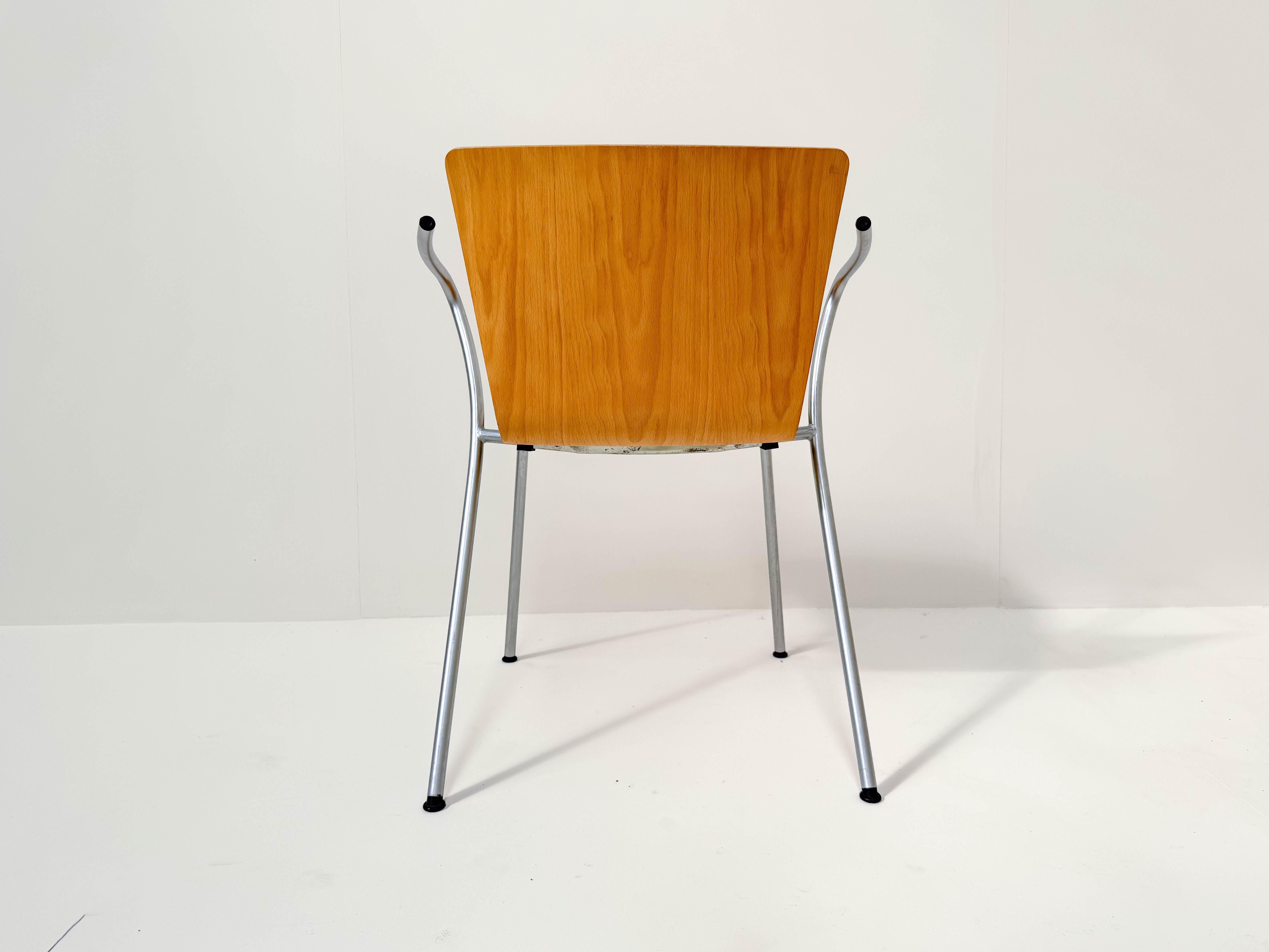 Conjunto de 8 sillones Vico Magistretti 