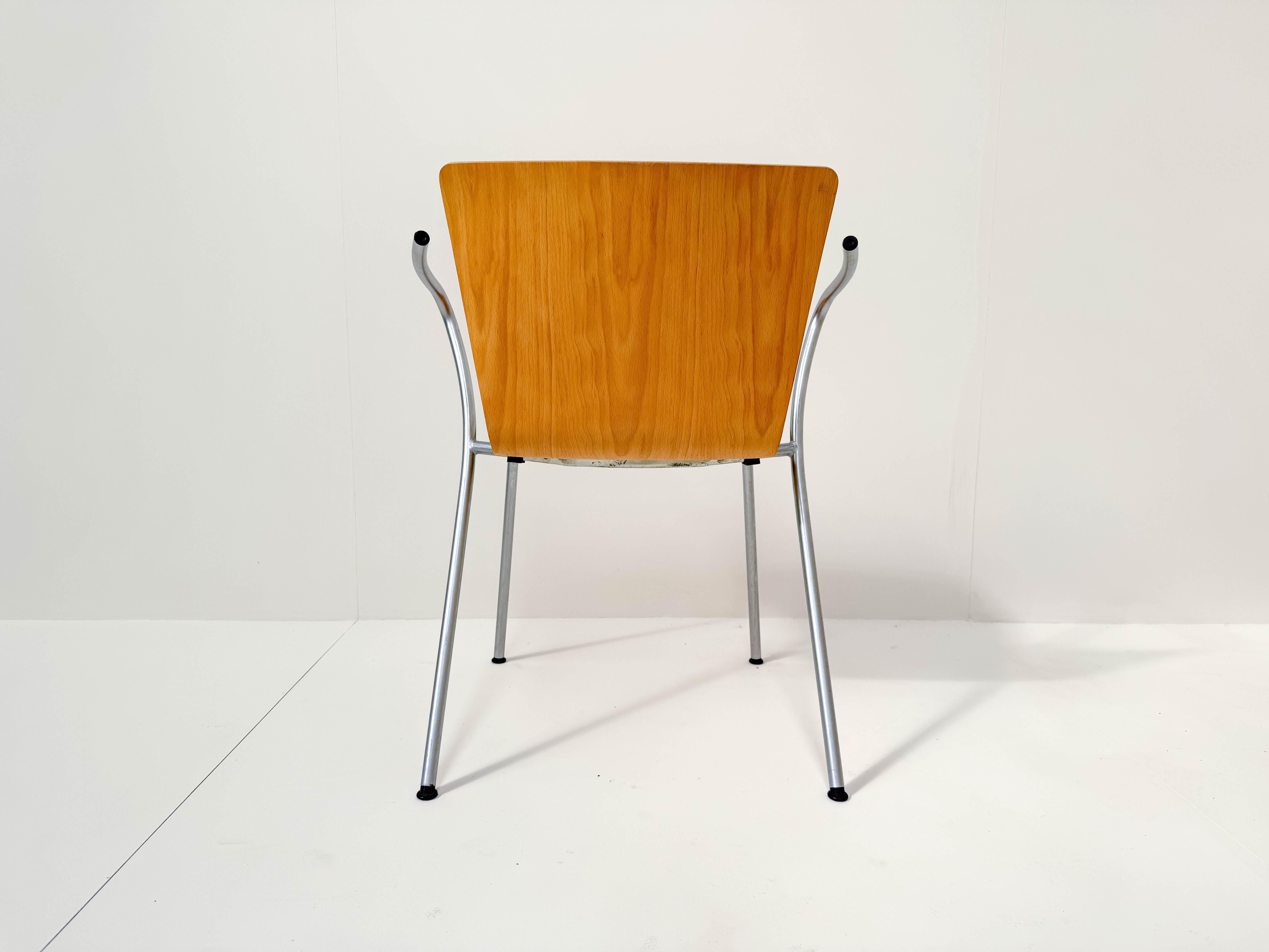 Conjunto de 8 sillones Vico Magistretti 