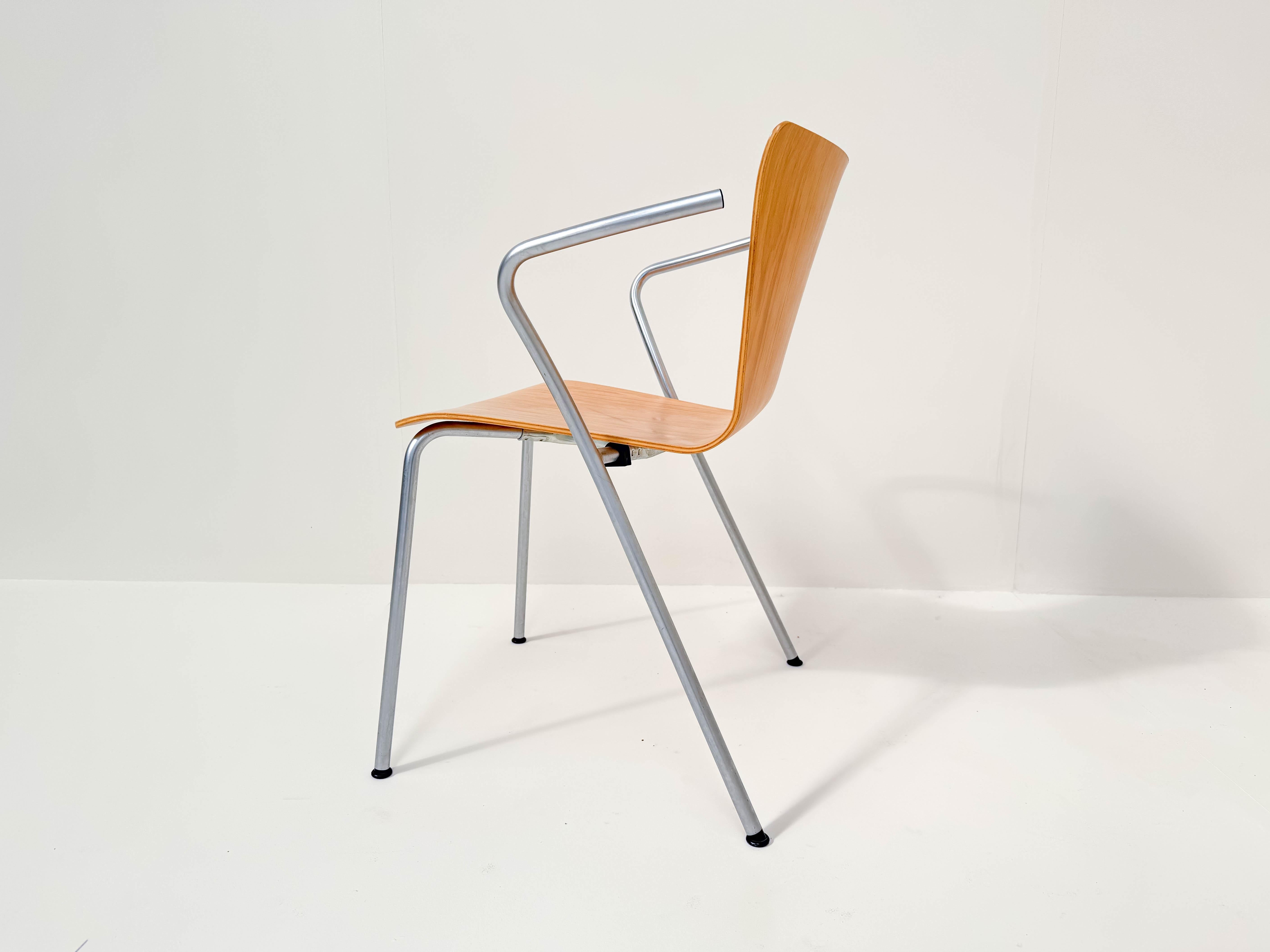 Conjunto de 8 sillones Vico Magistretti 