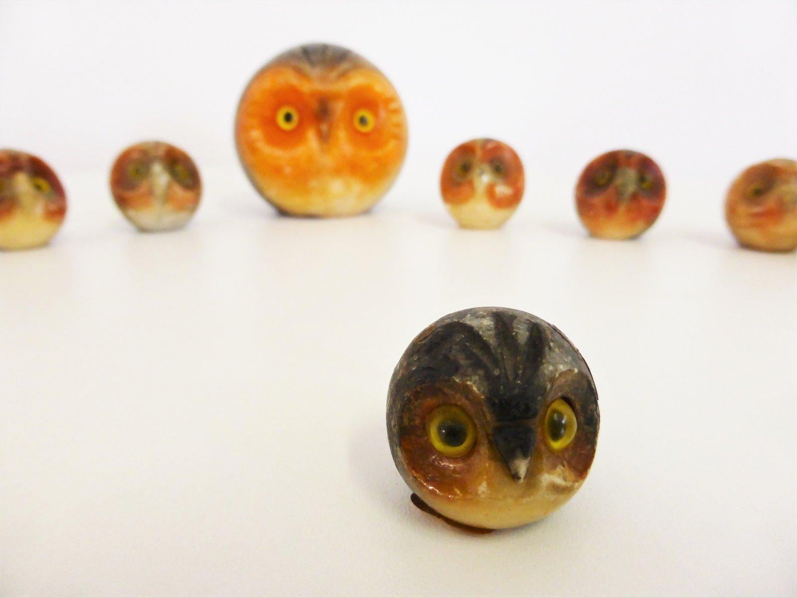 Late 20th Century Ensemble de 8 figurines de hibou en marbre sculptées à la main dans les années 1970 - Mid-Century Decorative en vente