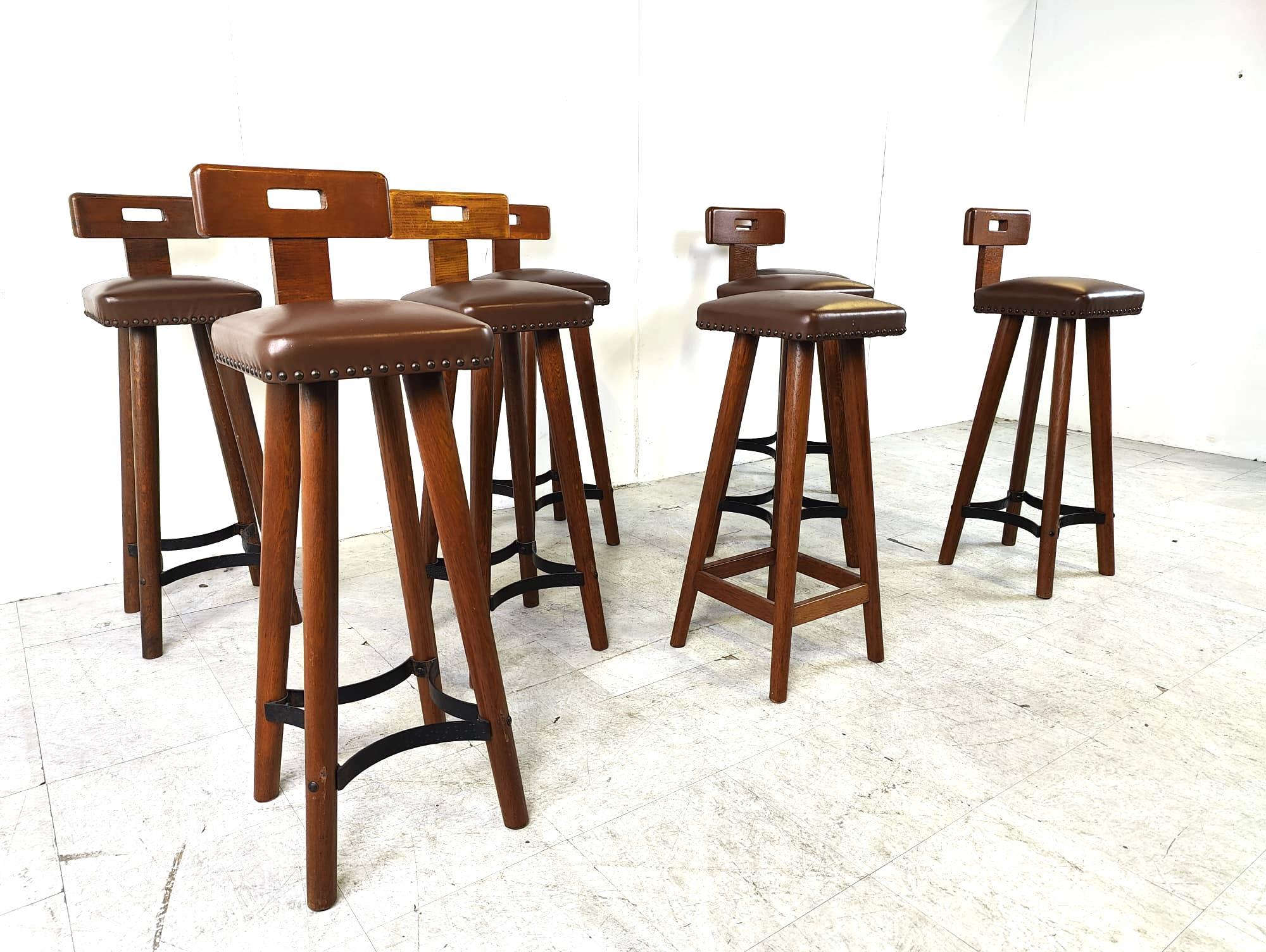 Belgian Set of 8 vintage brutalist bar stools, 1960s