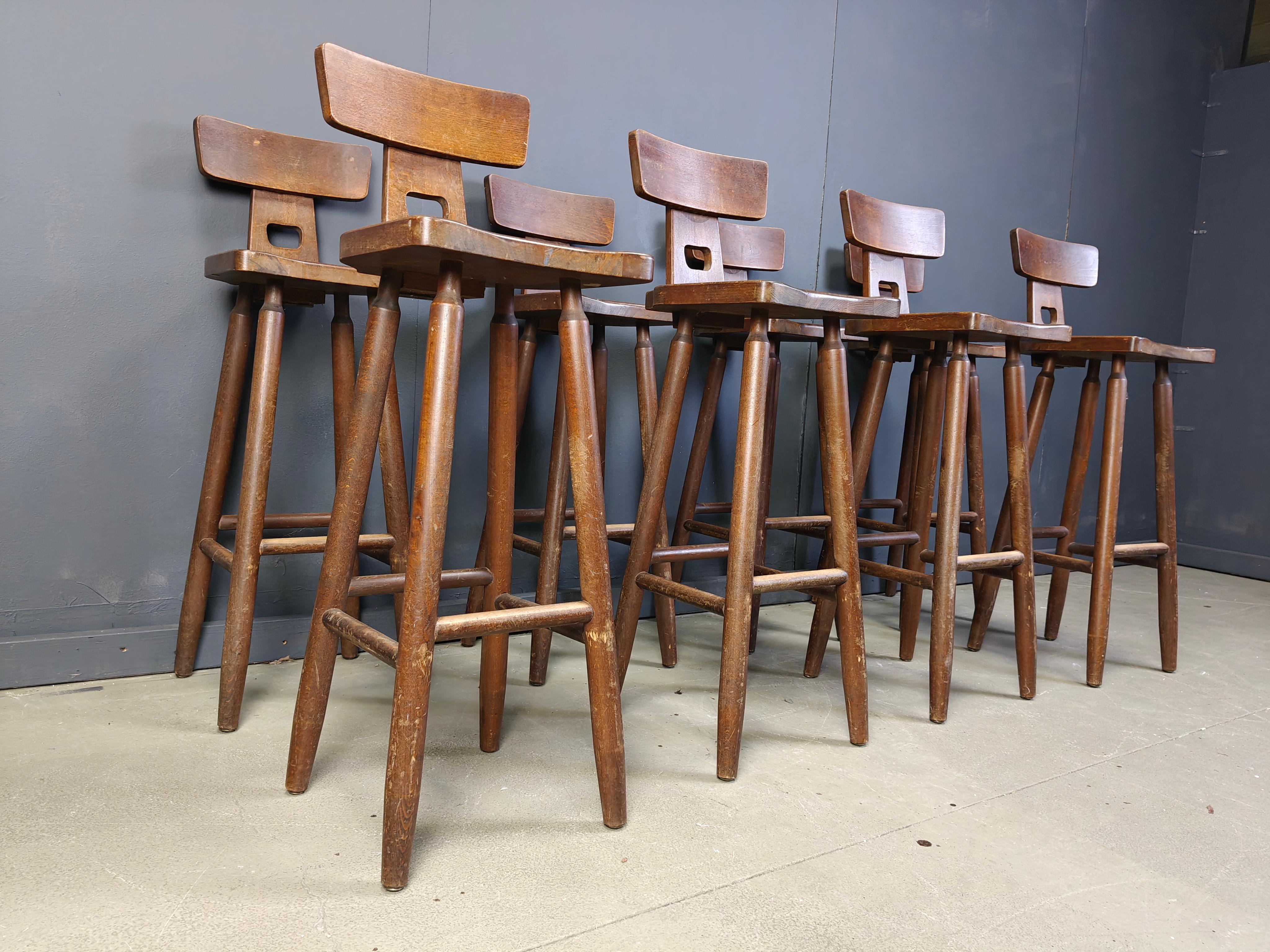 Oak Set of 8 vintage brutalist bar stools, 1960s For Sale