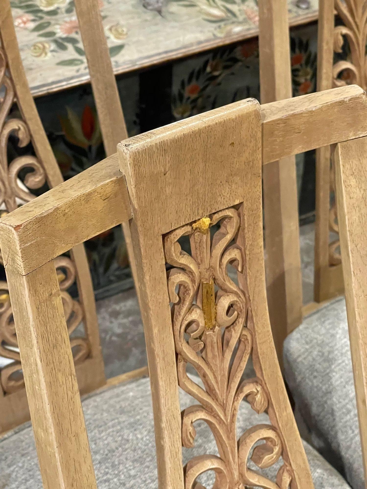 Set of 8 Vintage French Hand Carved High Back Dining Chairs In Good Condition For Sale In Dallas, TX