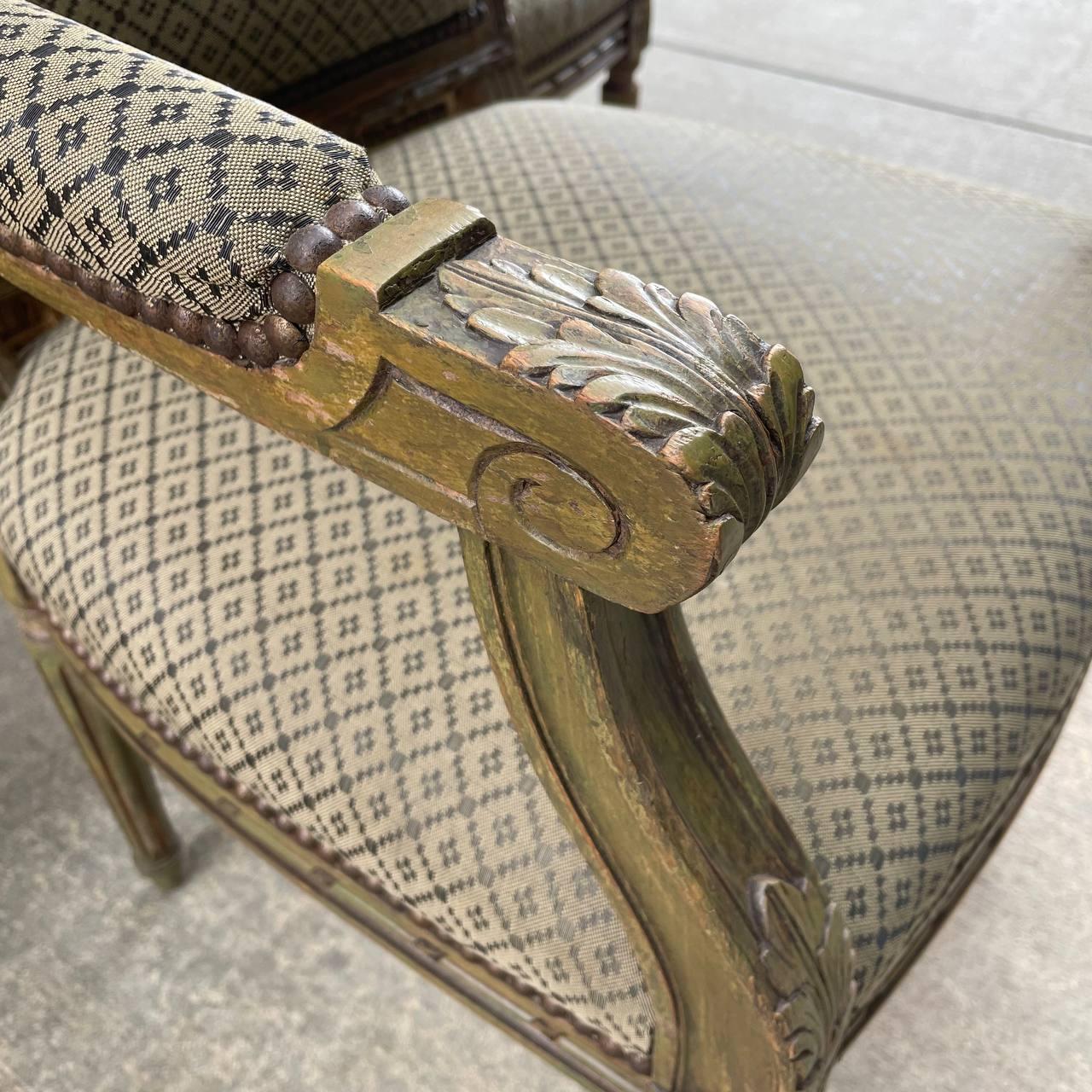 Ensemble de 8 fauteuils sculptés Louis XV français vintage en vente 2