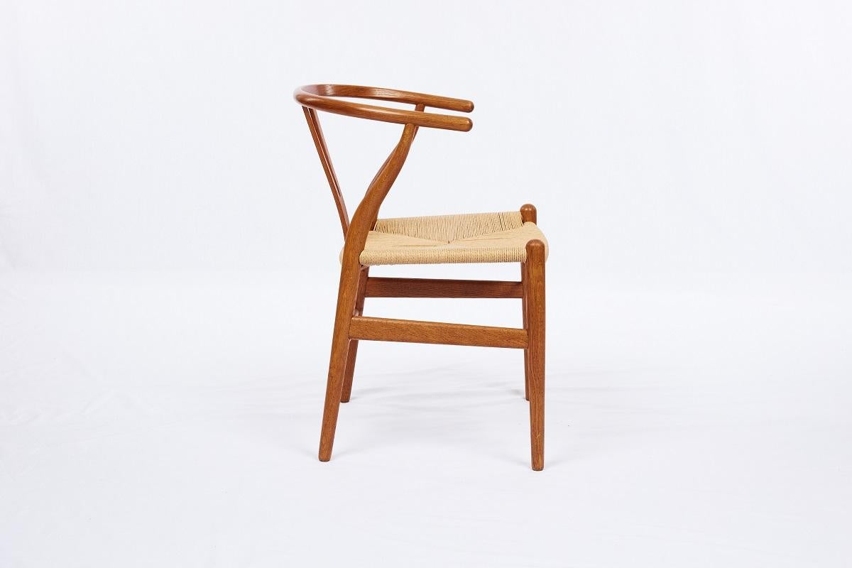 20th Century Set of 8 Vintage Hans Wegner 