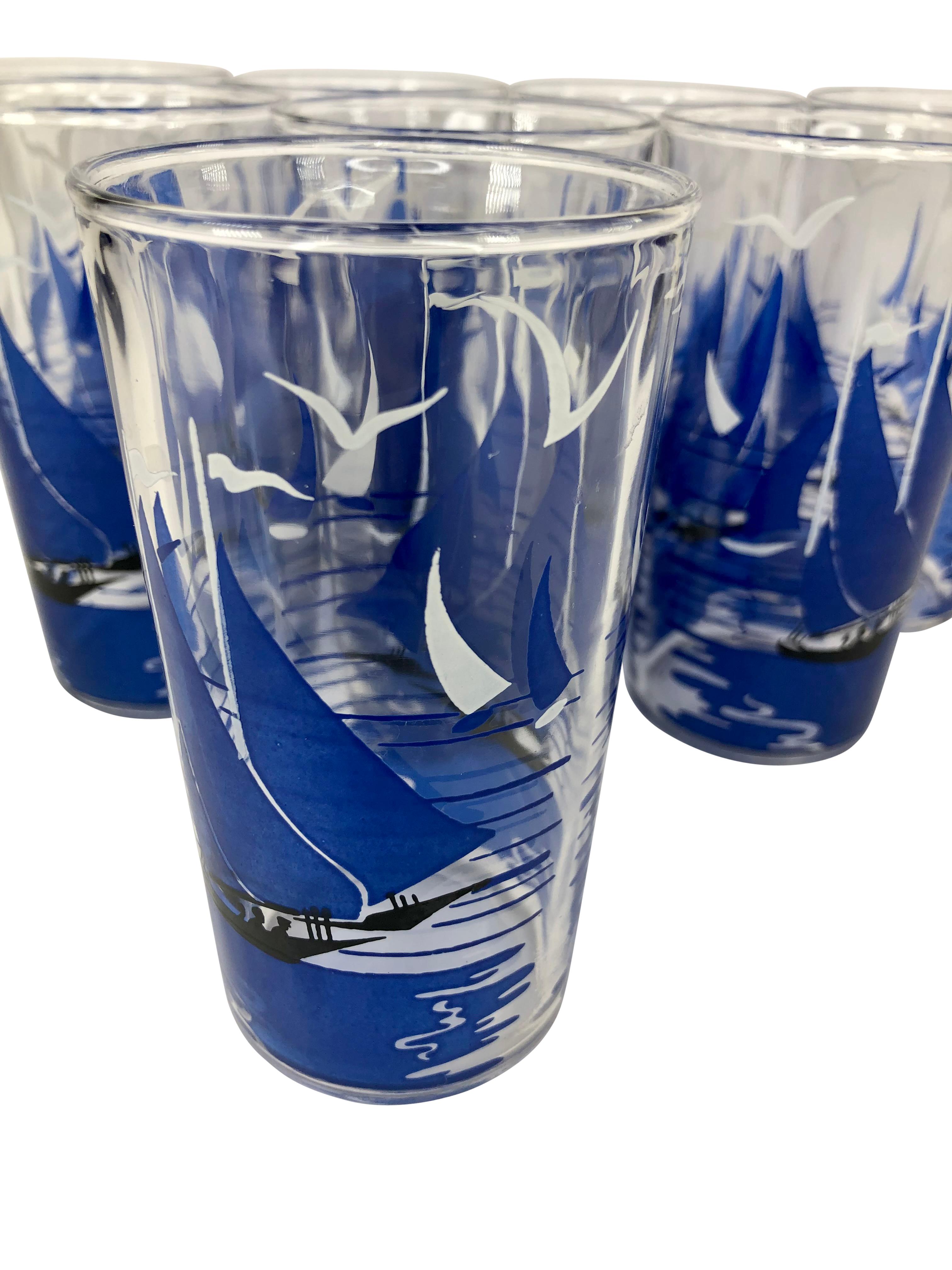 American Set of 8 Vintage Mid Century Tumblers With Sailboats in Boat-Shaped Caddy For Sale