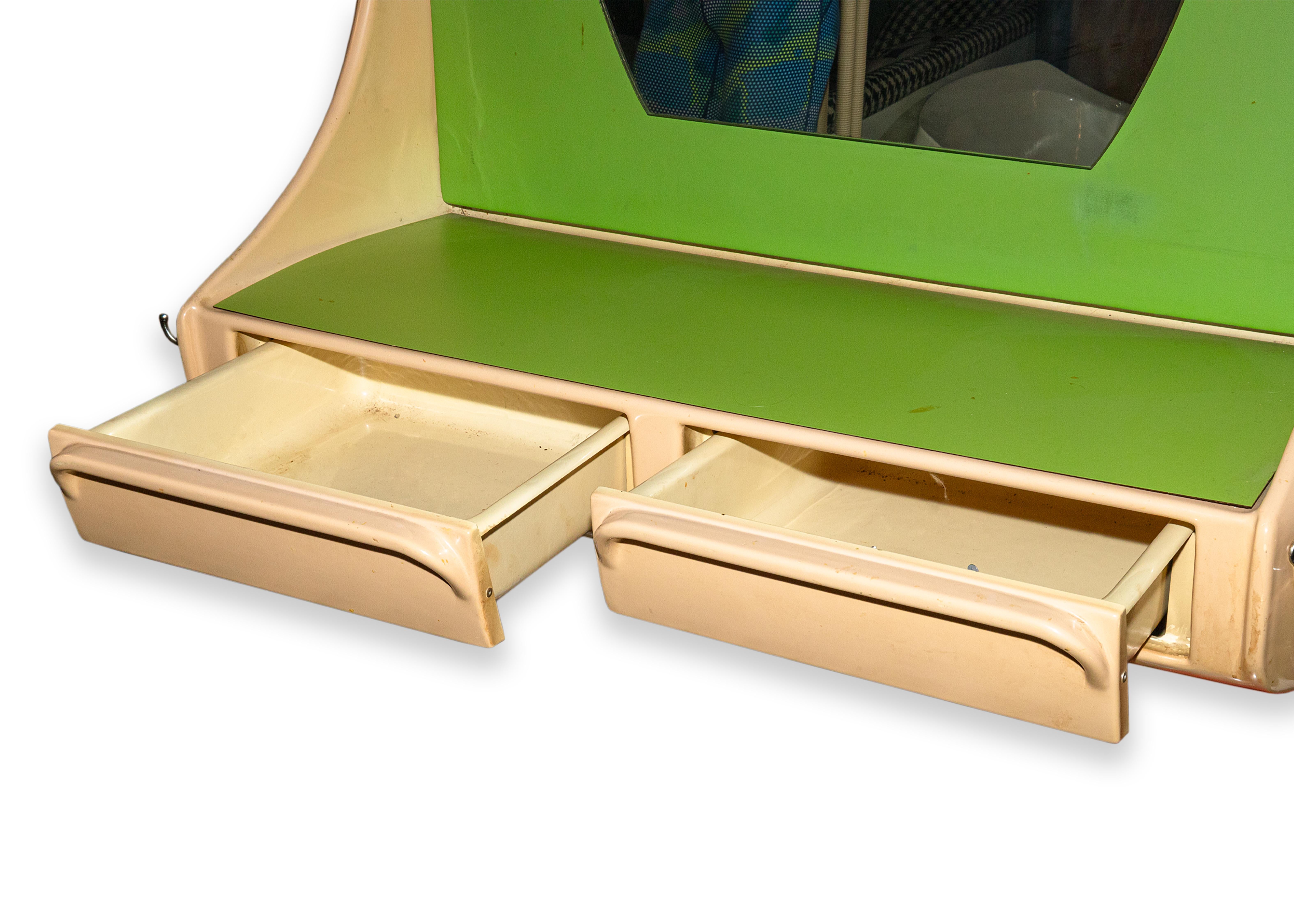 Satz von 8 Retro Space Age Friseur Spiegeln in Lime Green & Taupe im Angebot 4