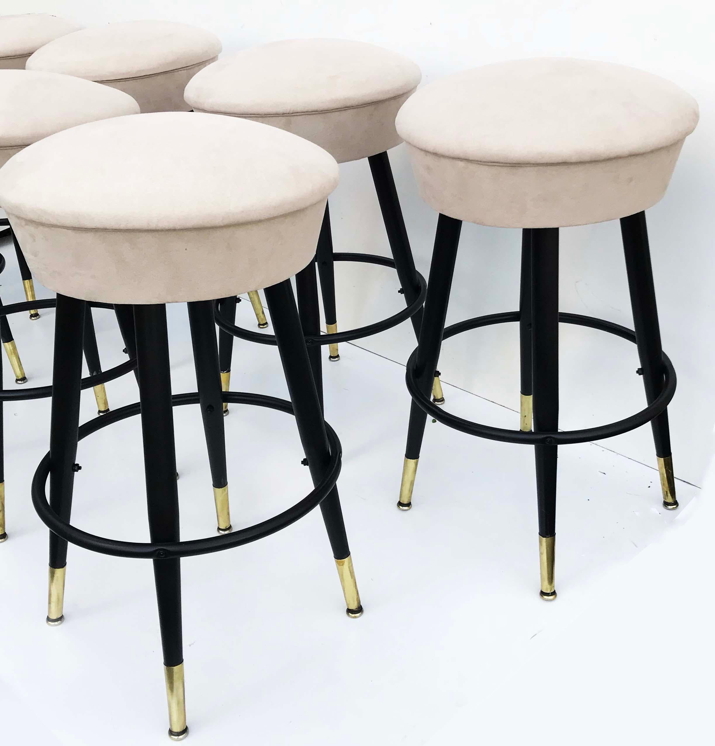 Mid-Century Modern Set of 8 Vintage Swiveling Bar Stools