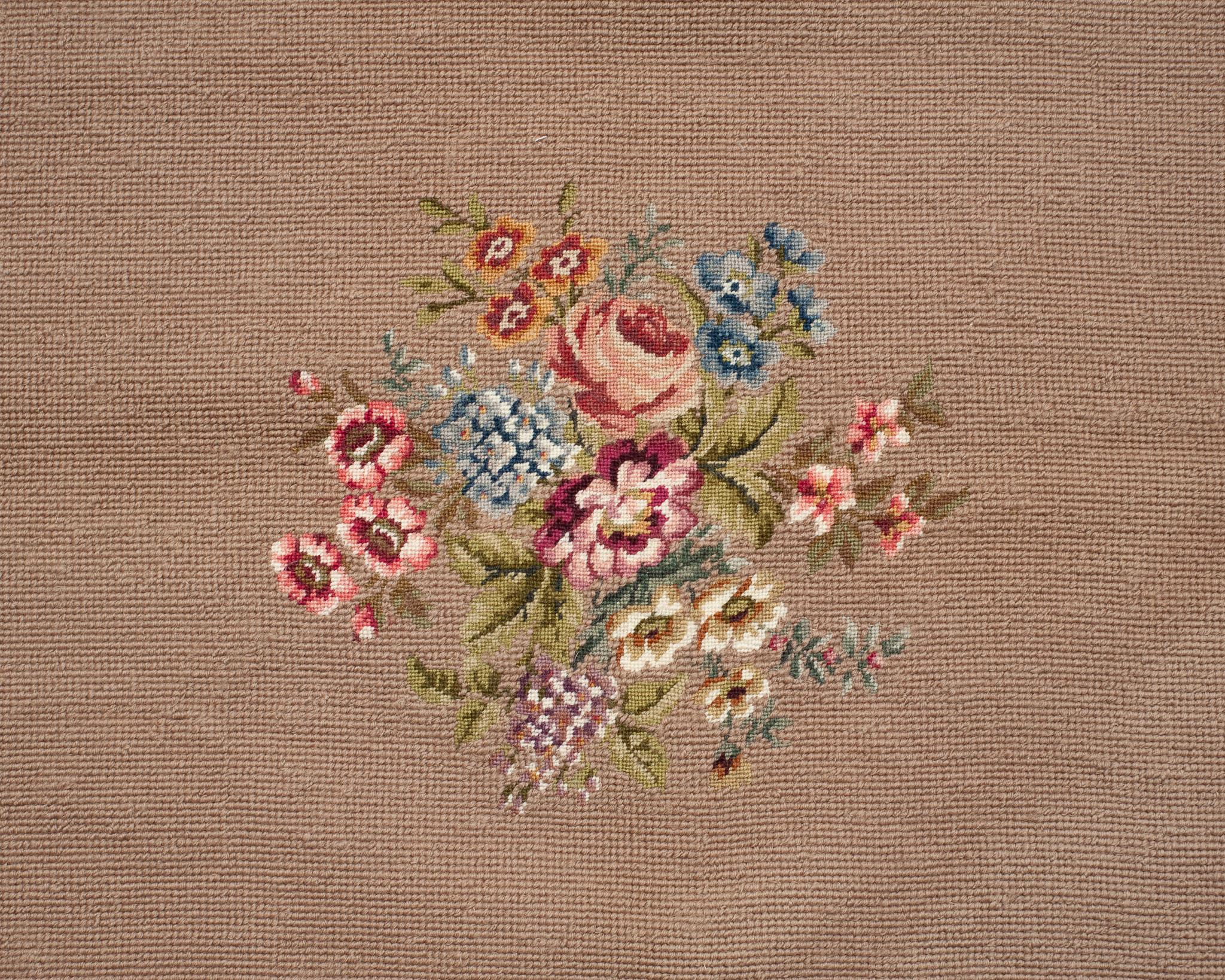 Satz von 8 Vintage Tan Wolle Needlepoint Tapestry Panels für Polstermöbel (Chinesisch) im Angebot