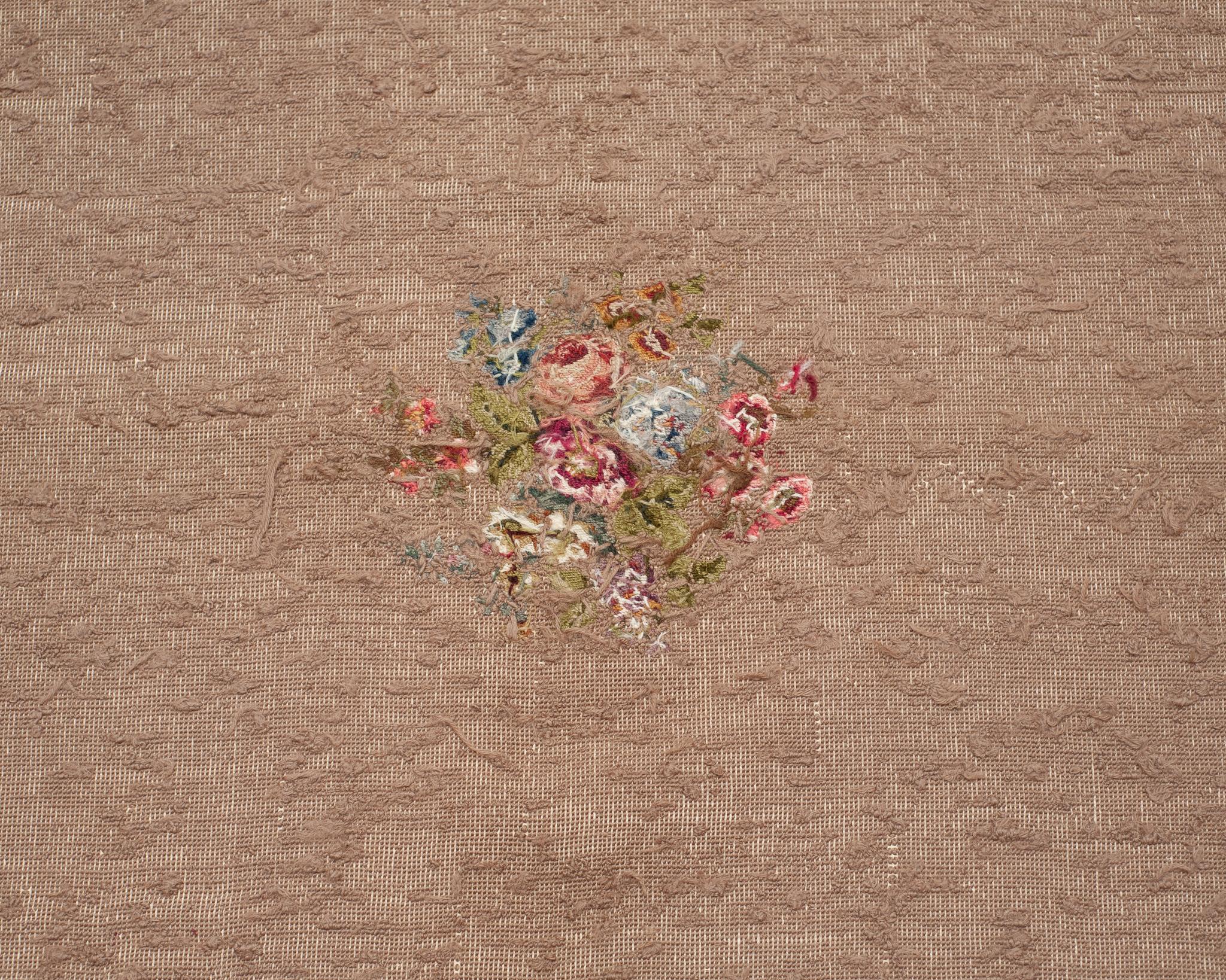 Satz von 8 Vintage Tan Wolle Needlepoint Tapestry Panels für Polstermöbel (Bestickt) im Angebot